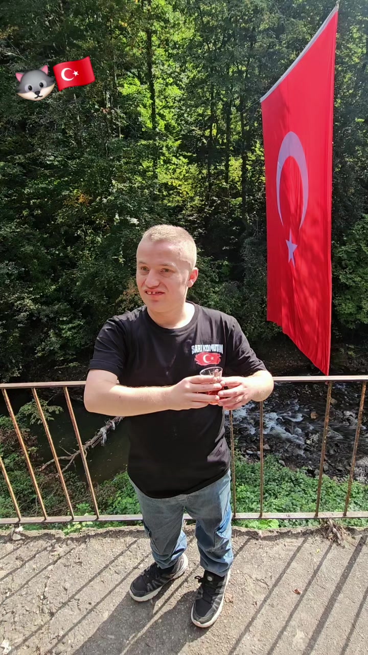 @SARI KOMUTAN🇹🇷