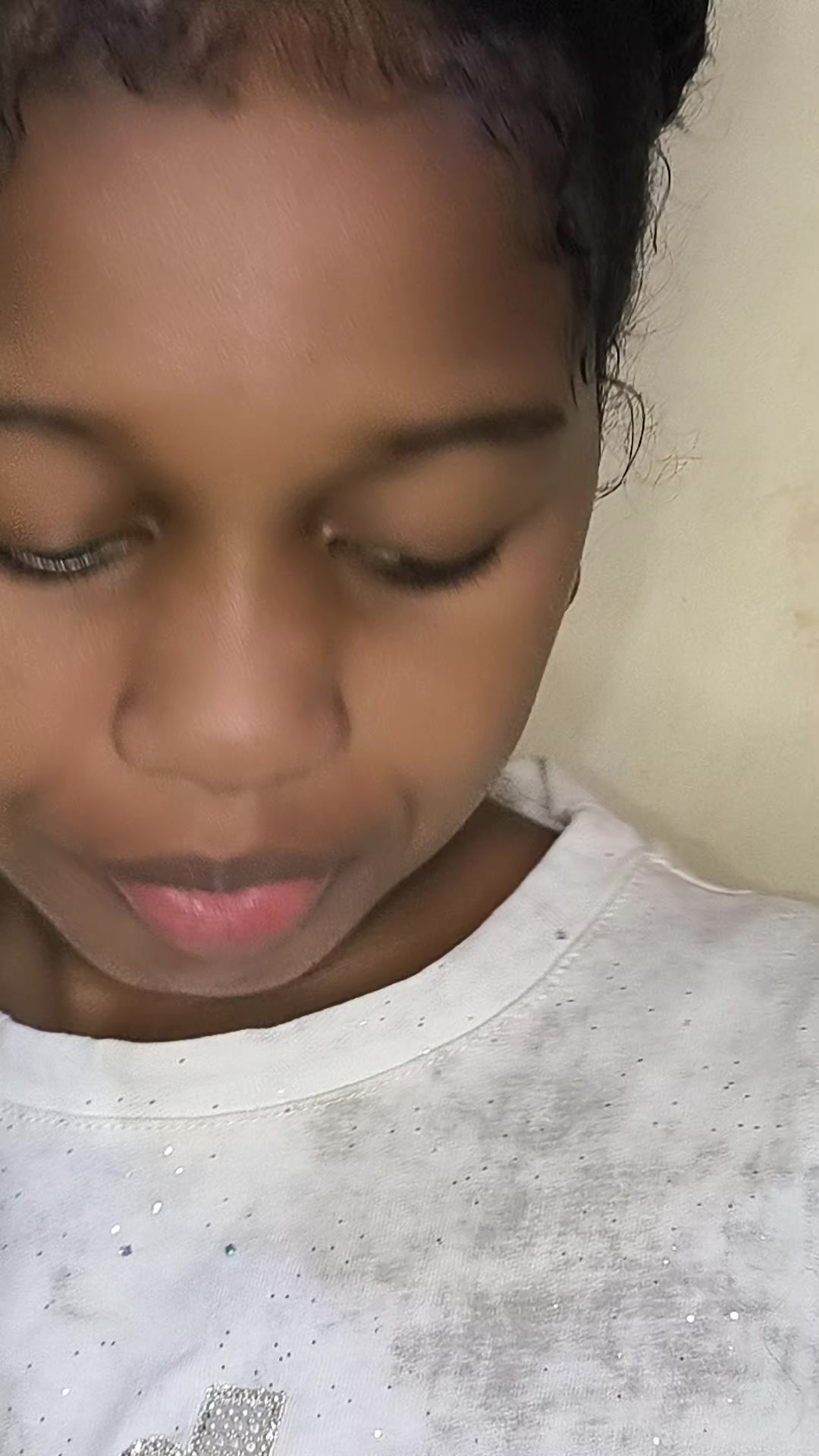 @R💜