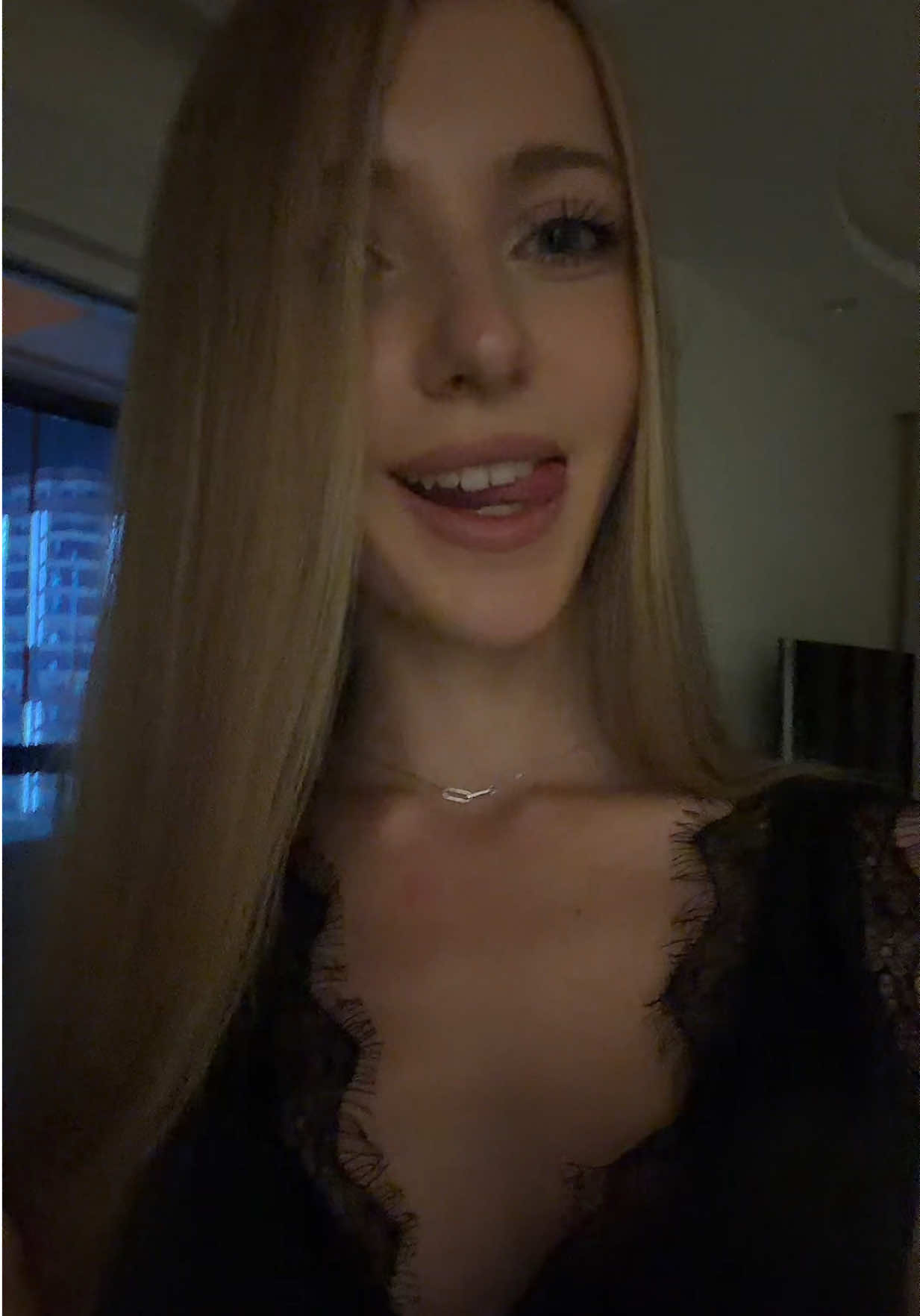 @vkh