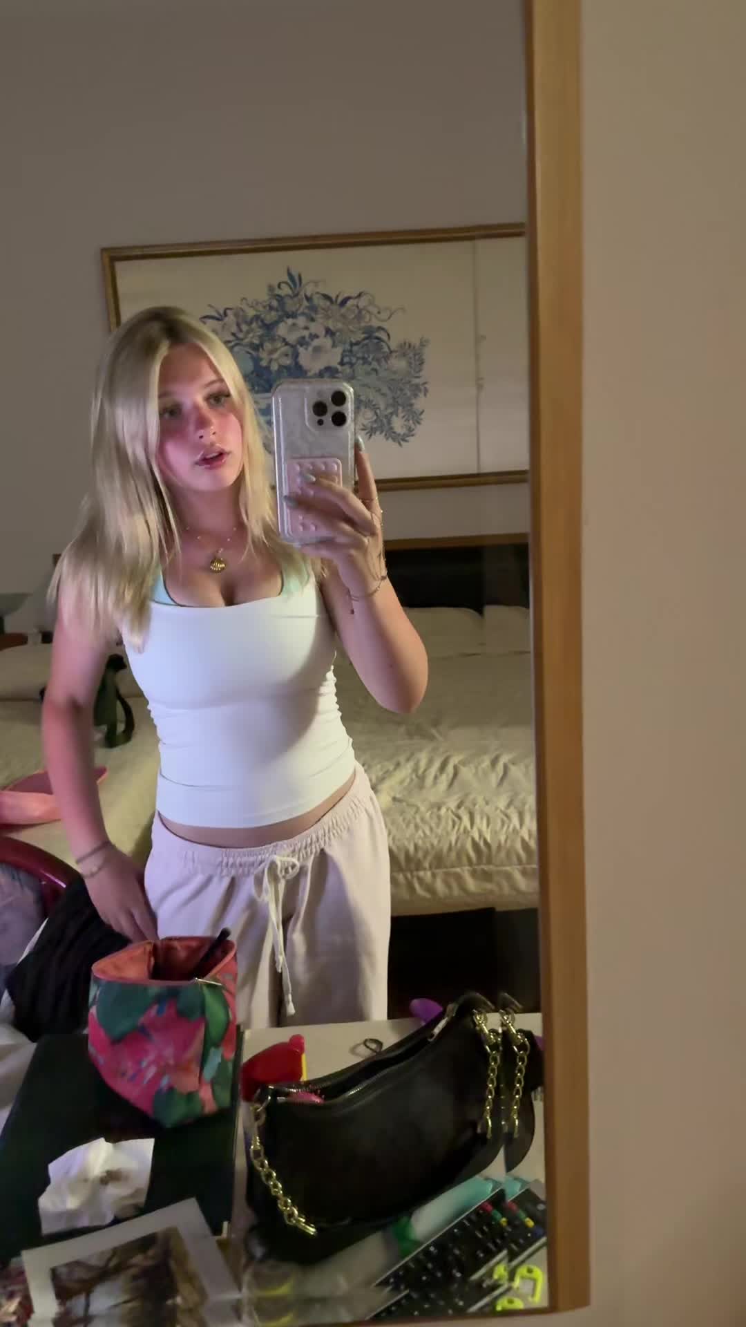 @zoee_secorr