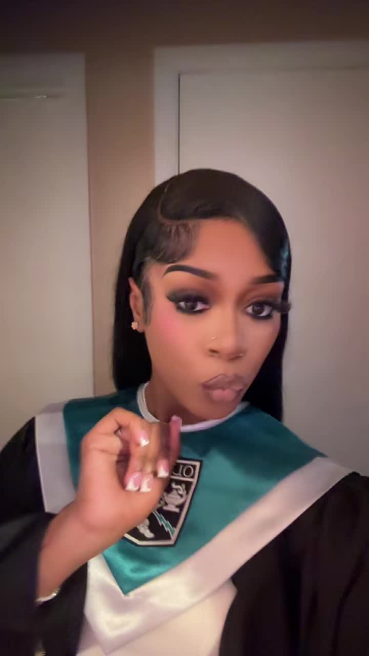 @sandieemoniquee