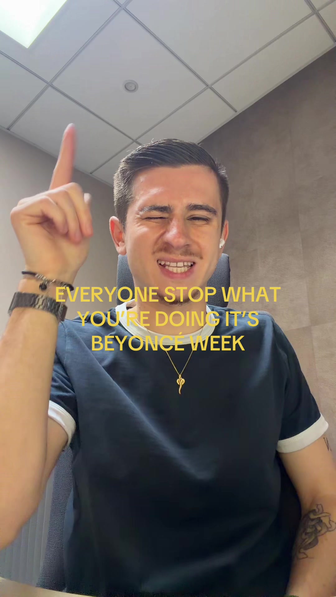 @Luca 🐝✨