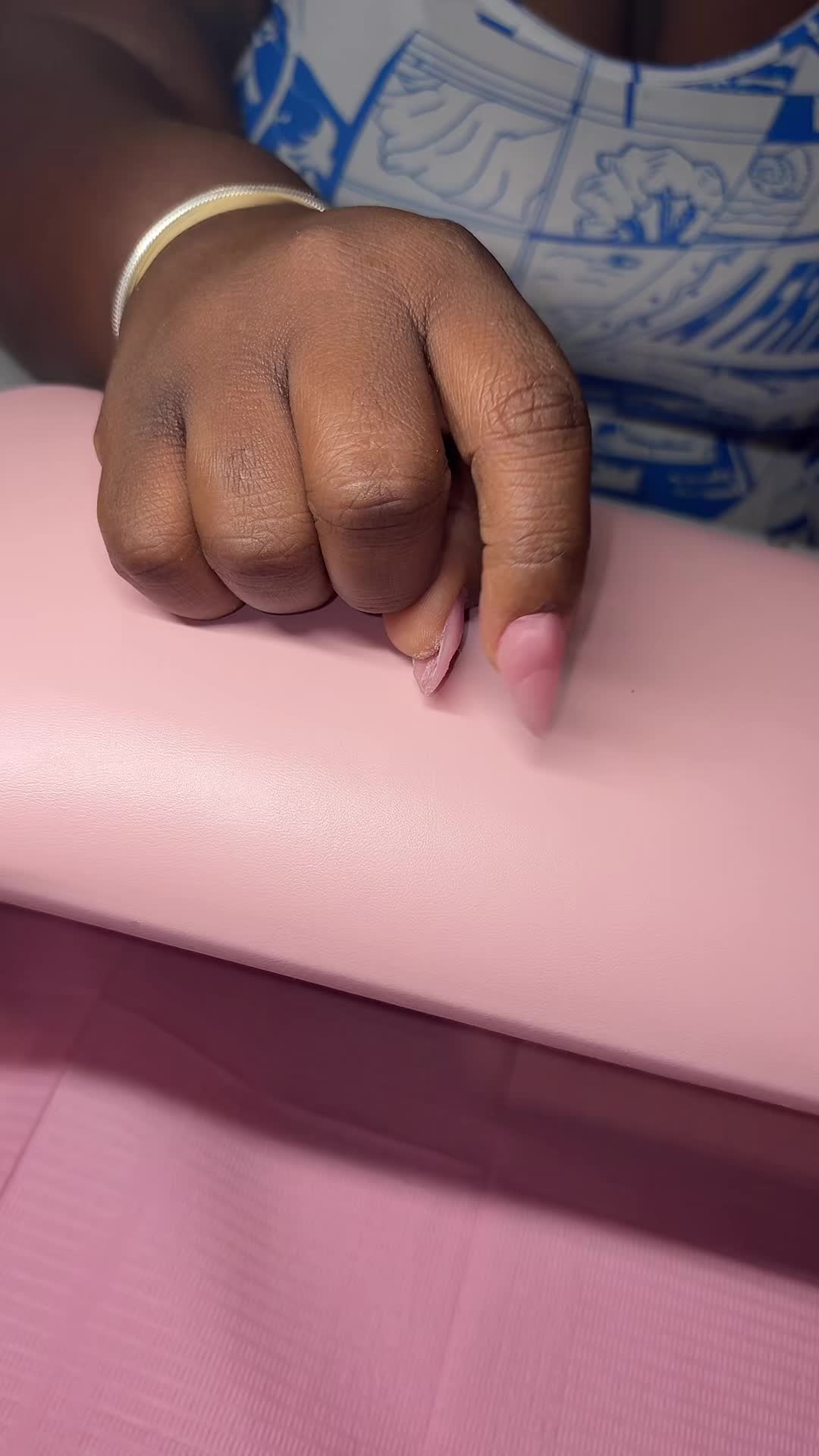 @vickyy🌸🎀🩷