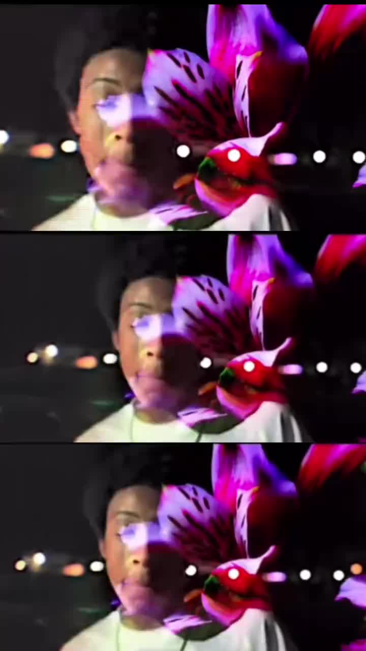 @★