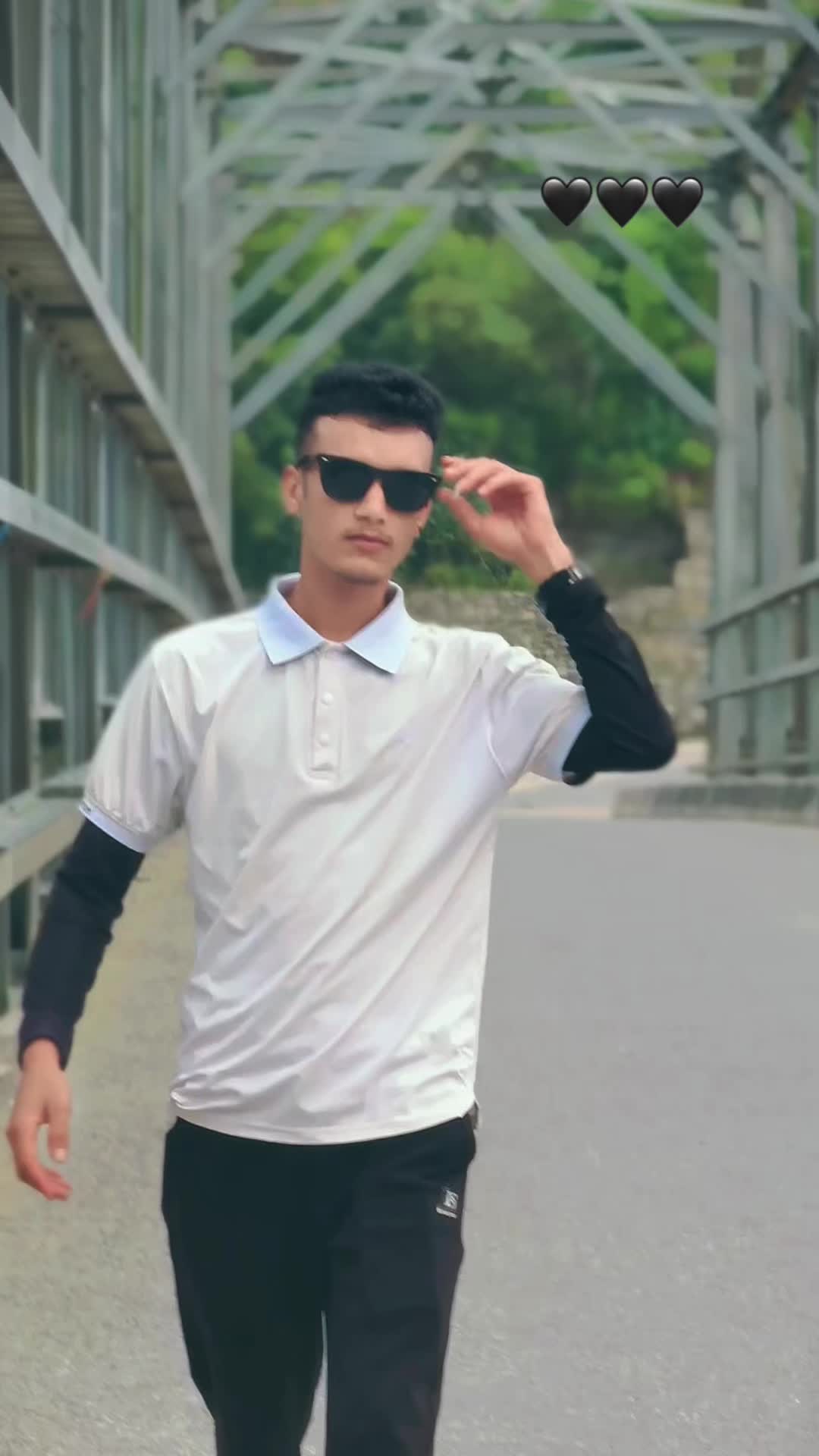 @Mr~šujãñ🦚💐
