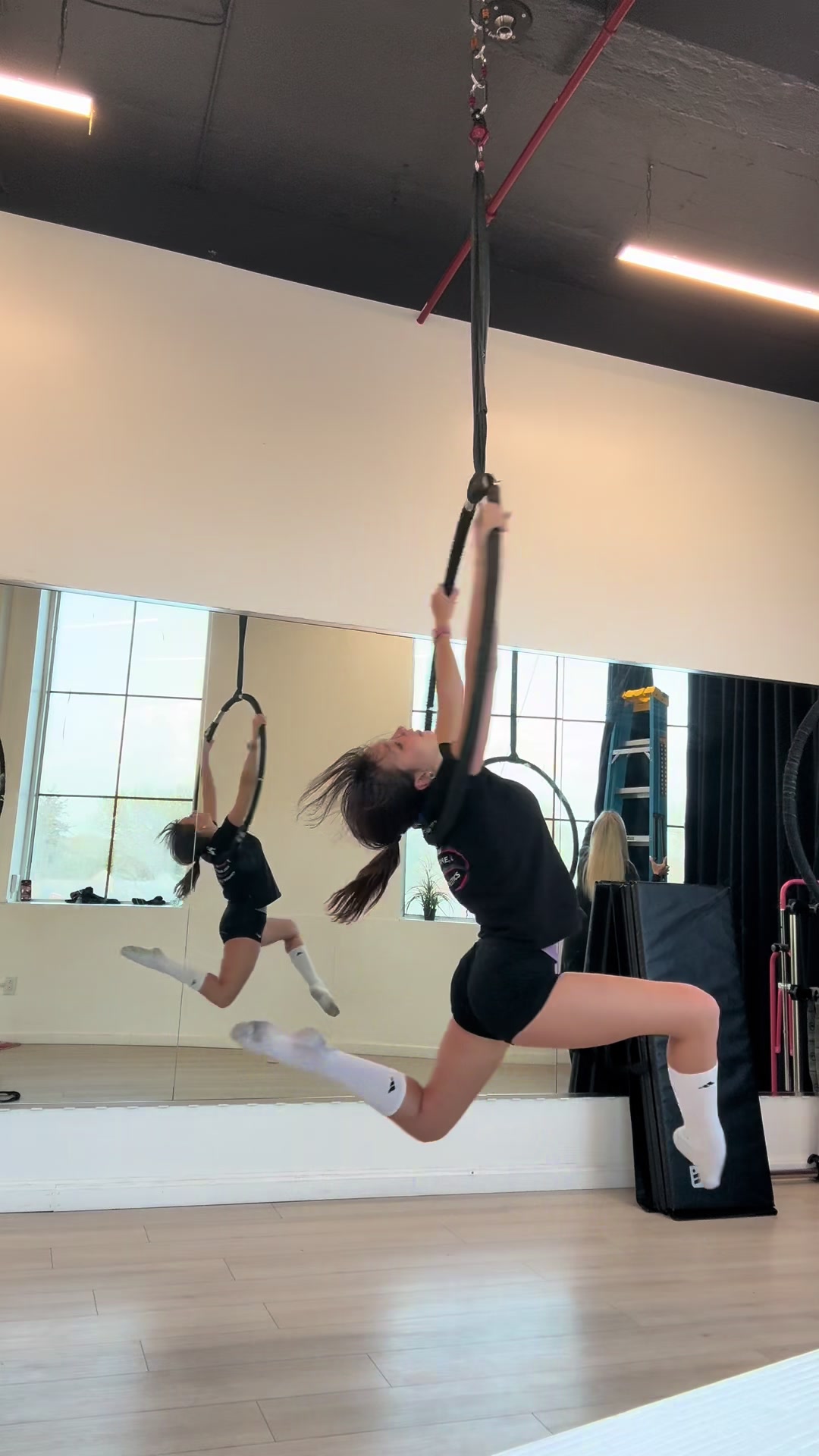 @eliz.aerial