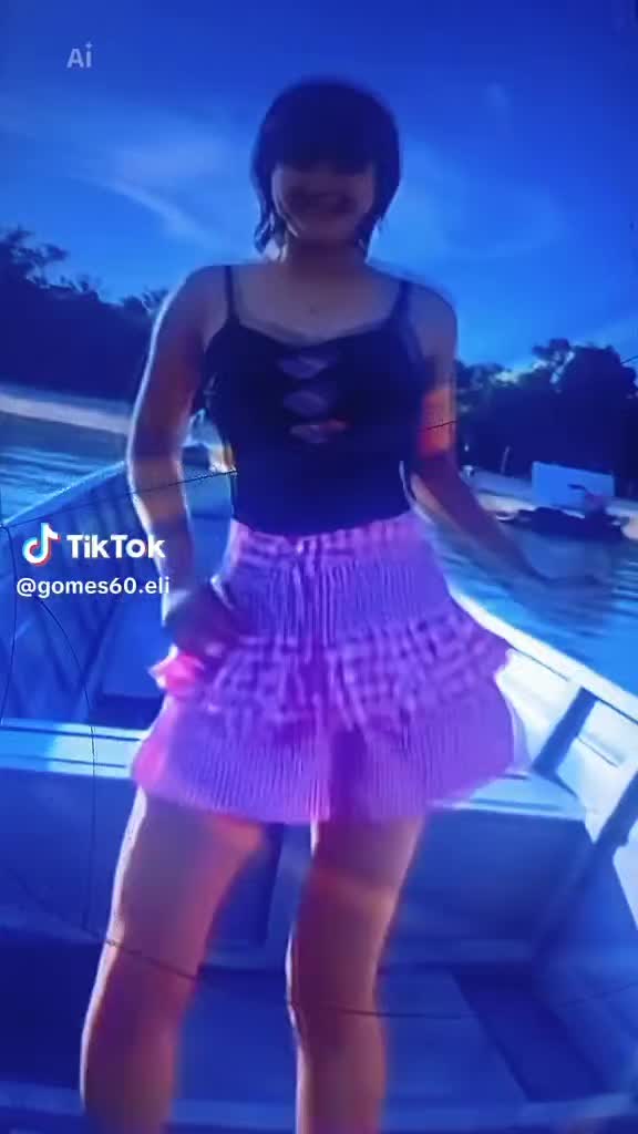 @992652896
