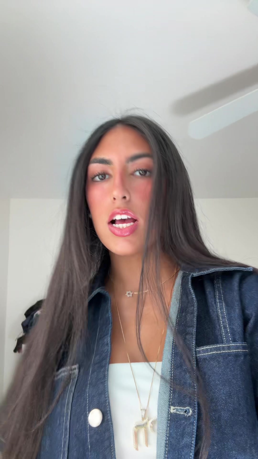 @Ariana