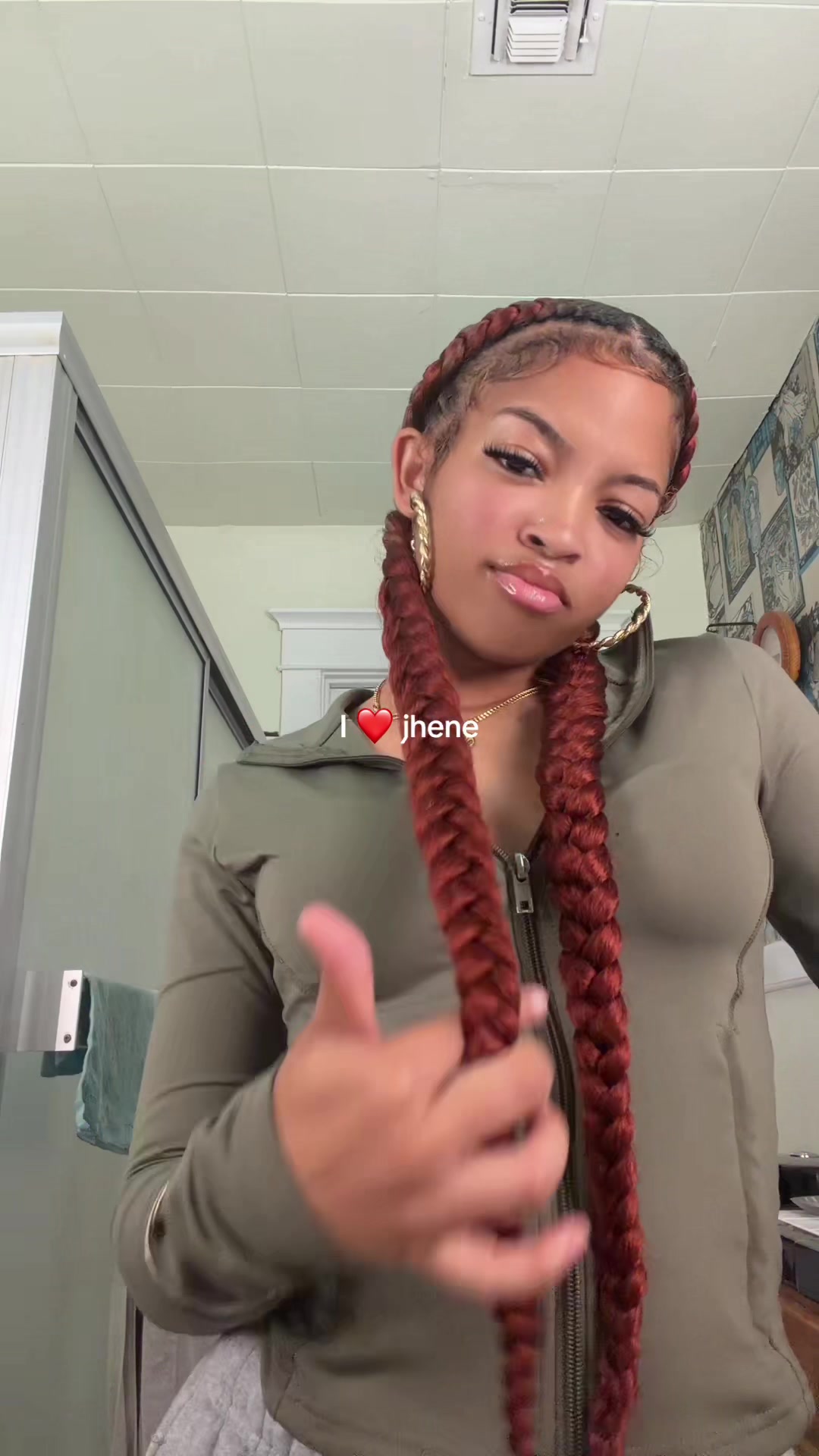 @thaonlyygirlyy