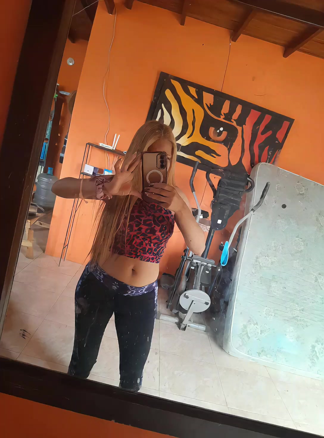 @LlaneritaOficial