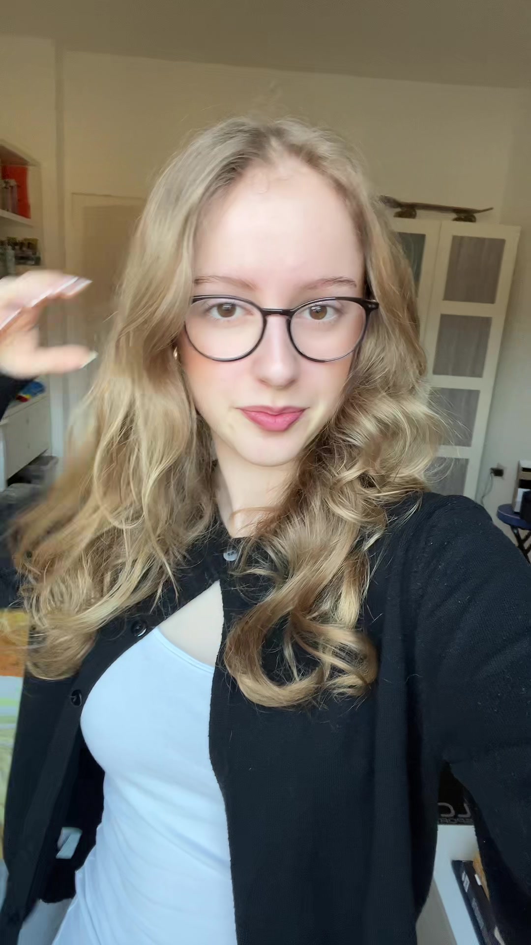 @leahmariiiie