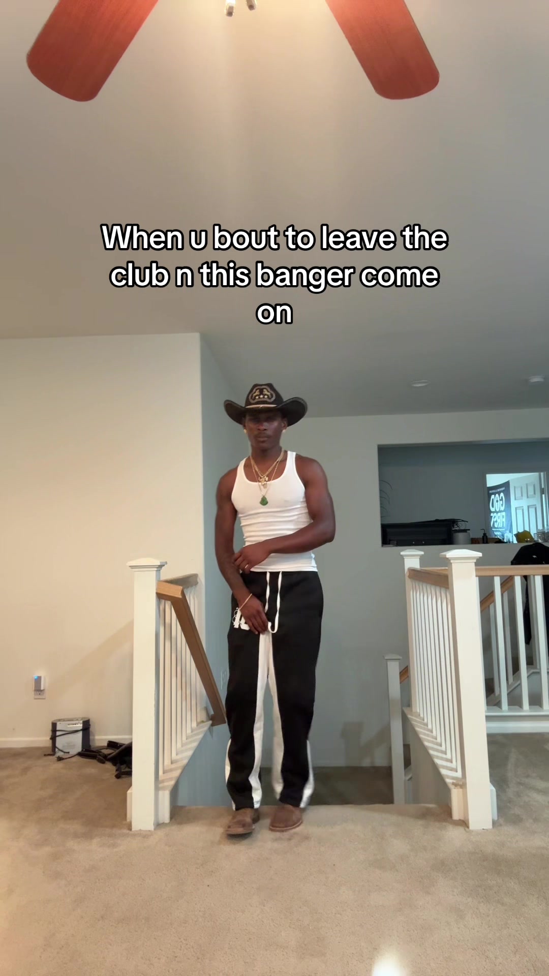 @Yrn J