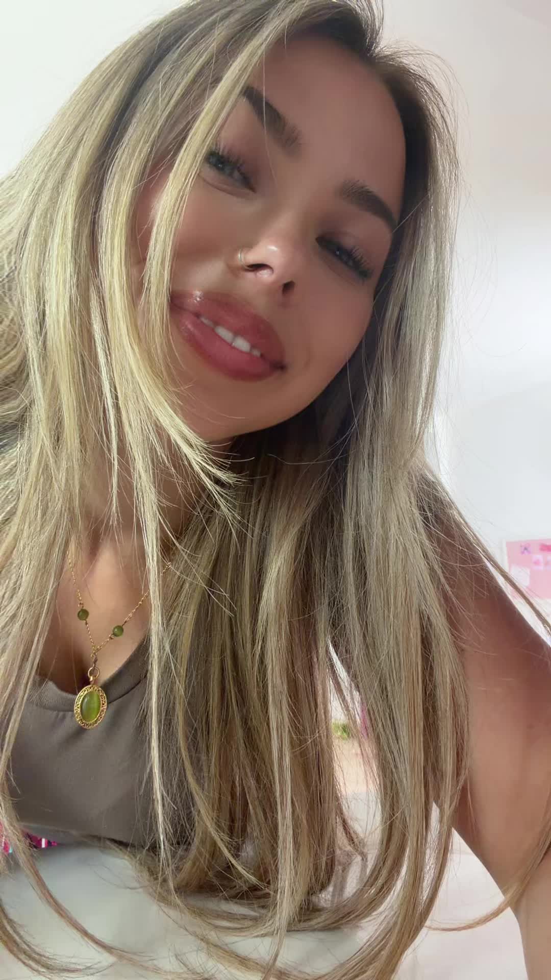 @Sofia R