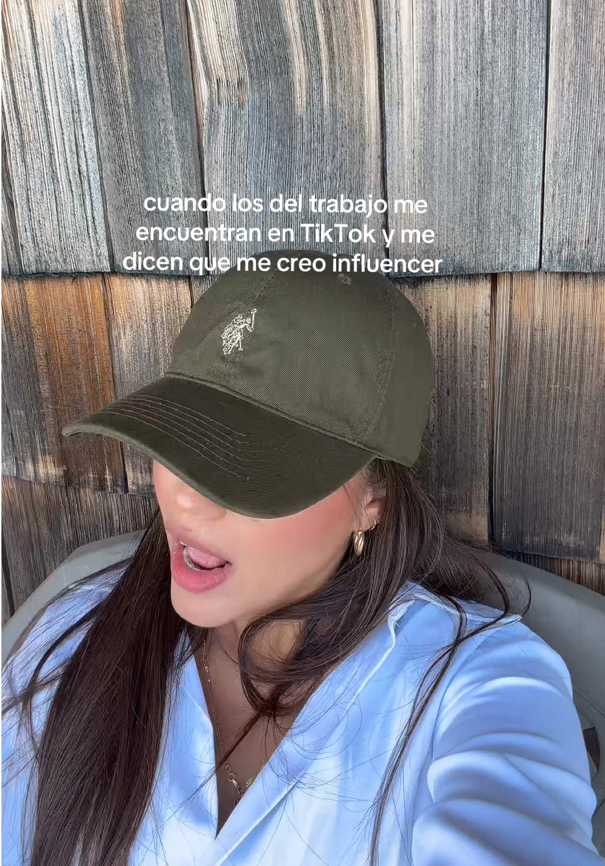 @Camila