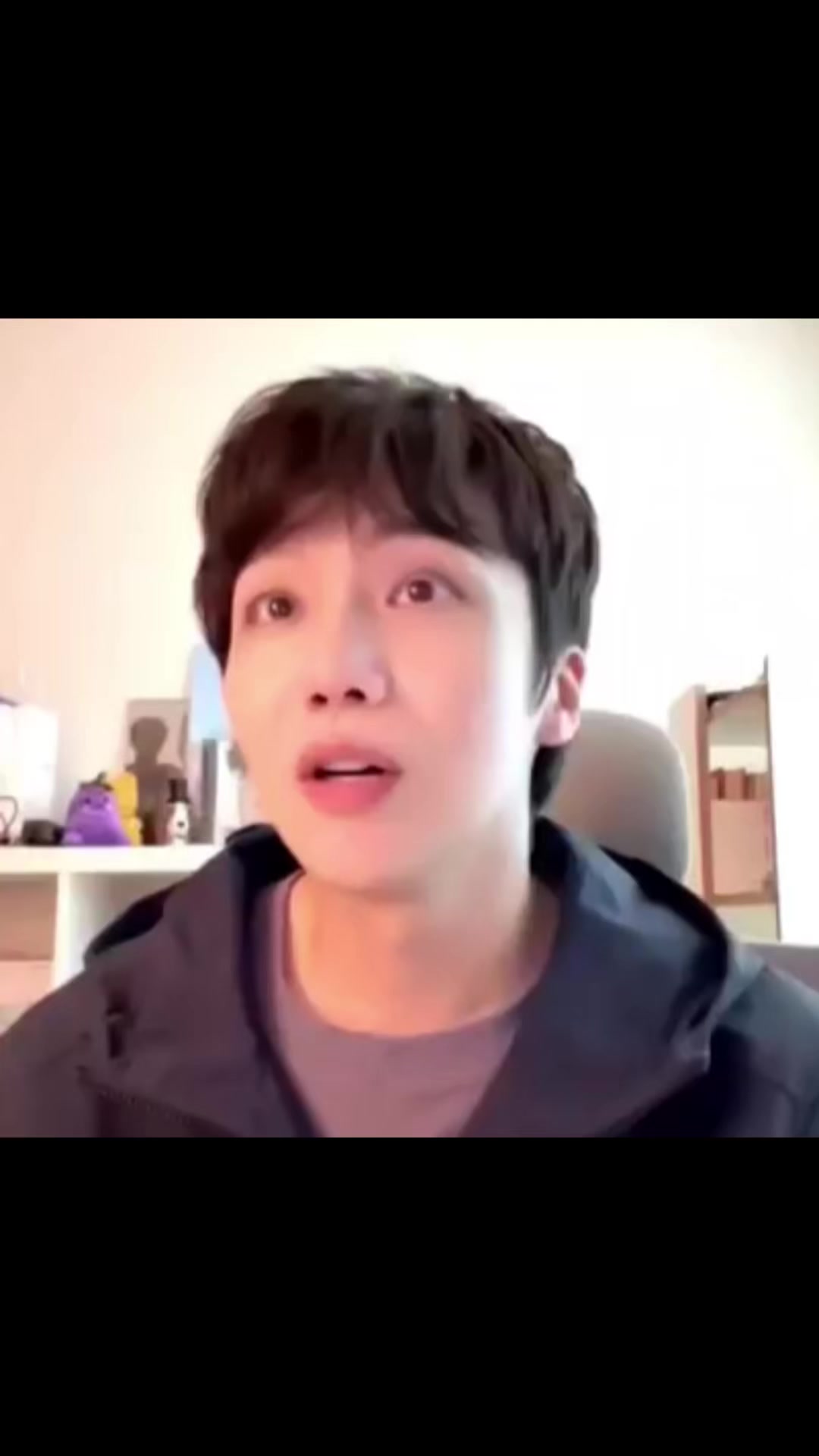 @Los cachetitos de Jinho🍑🐿️