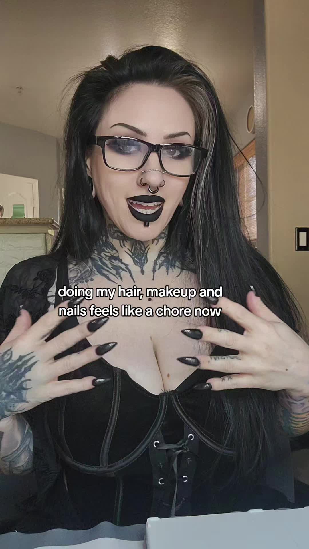 @โ x oh my goth โ