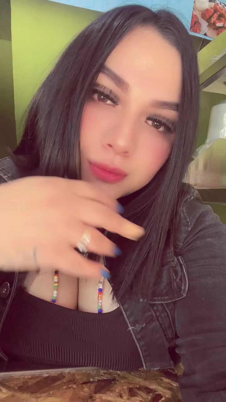 @Val🖤👑