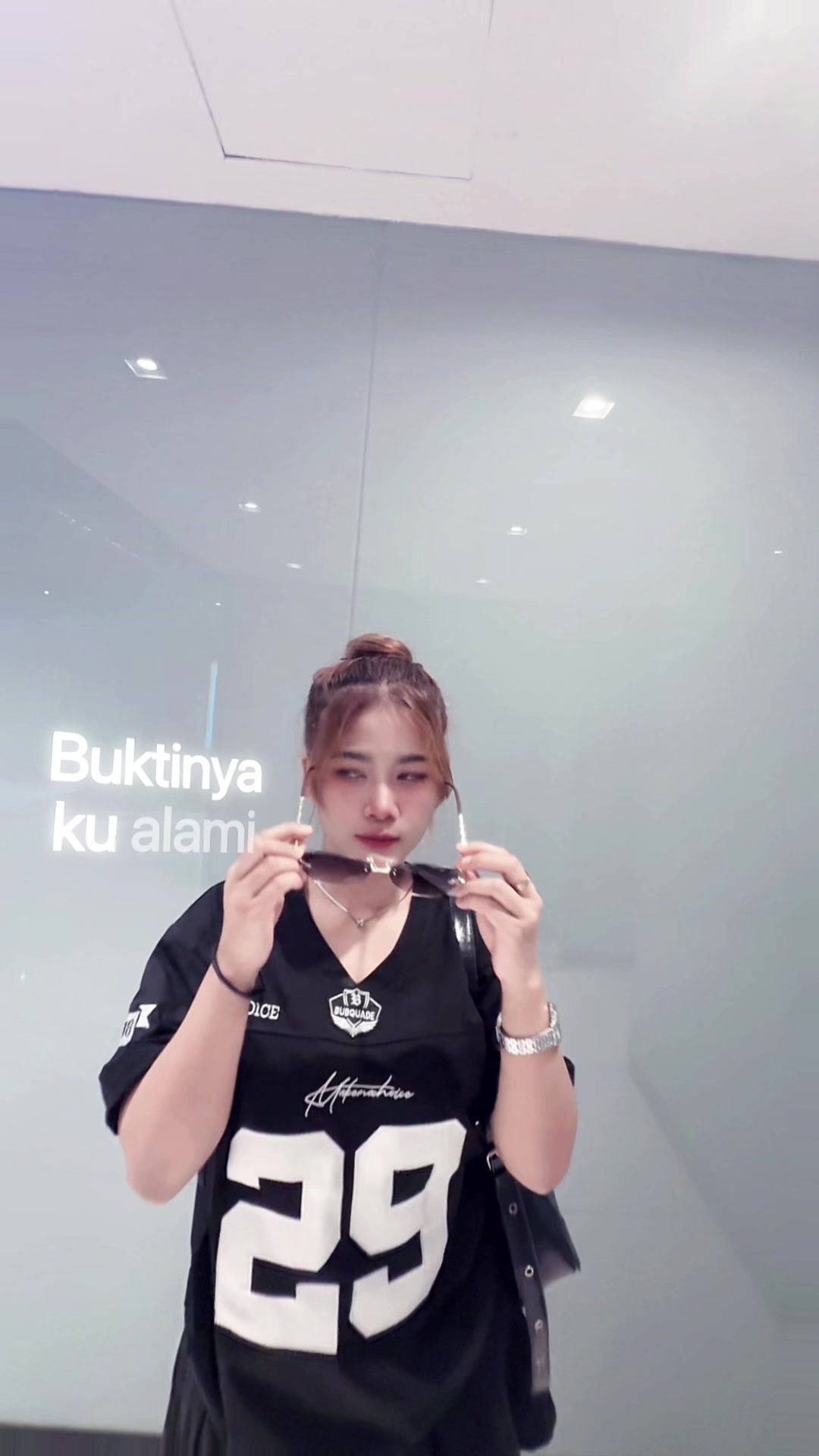 @Mikhayla_queen🦂🇭🇰