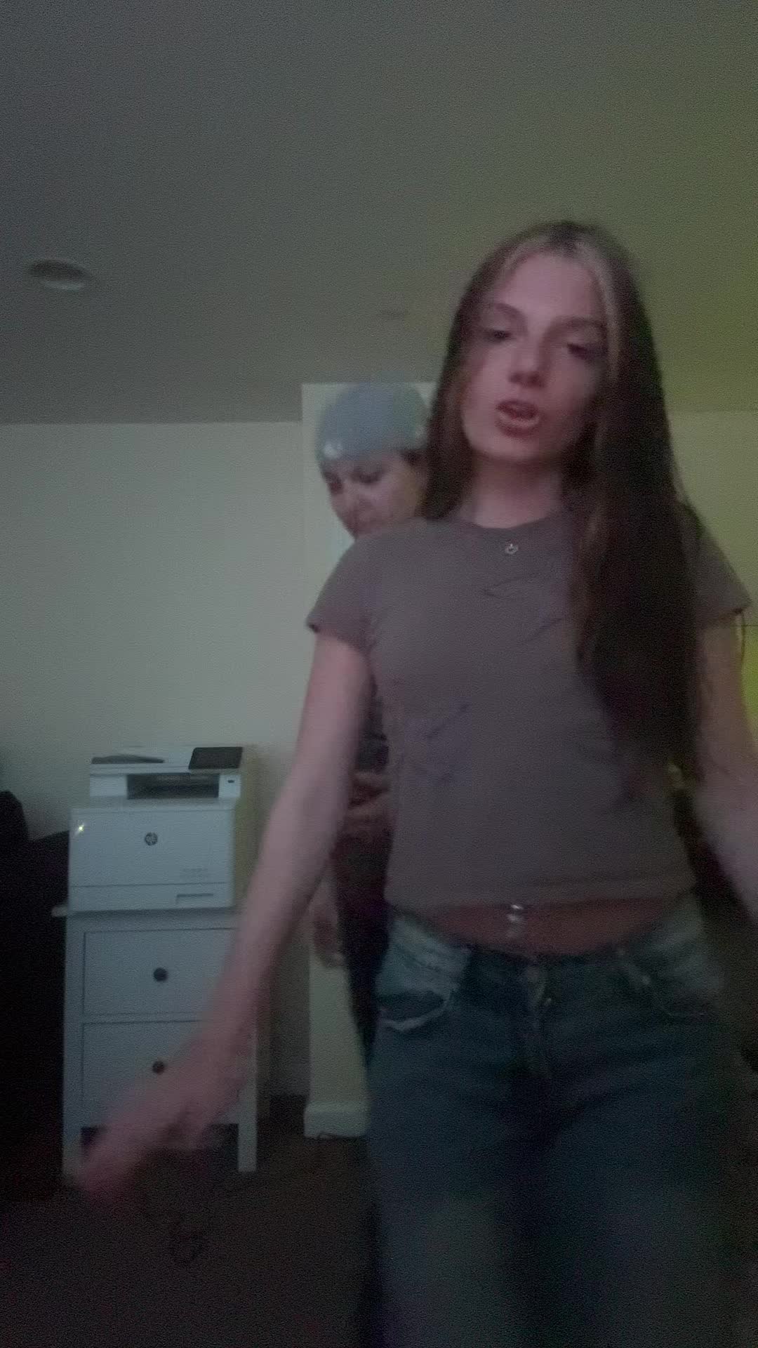 @️