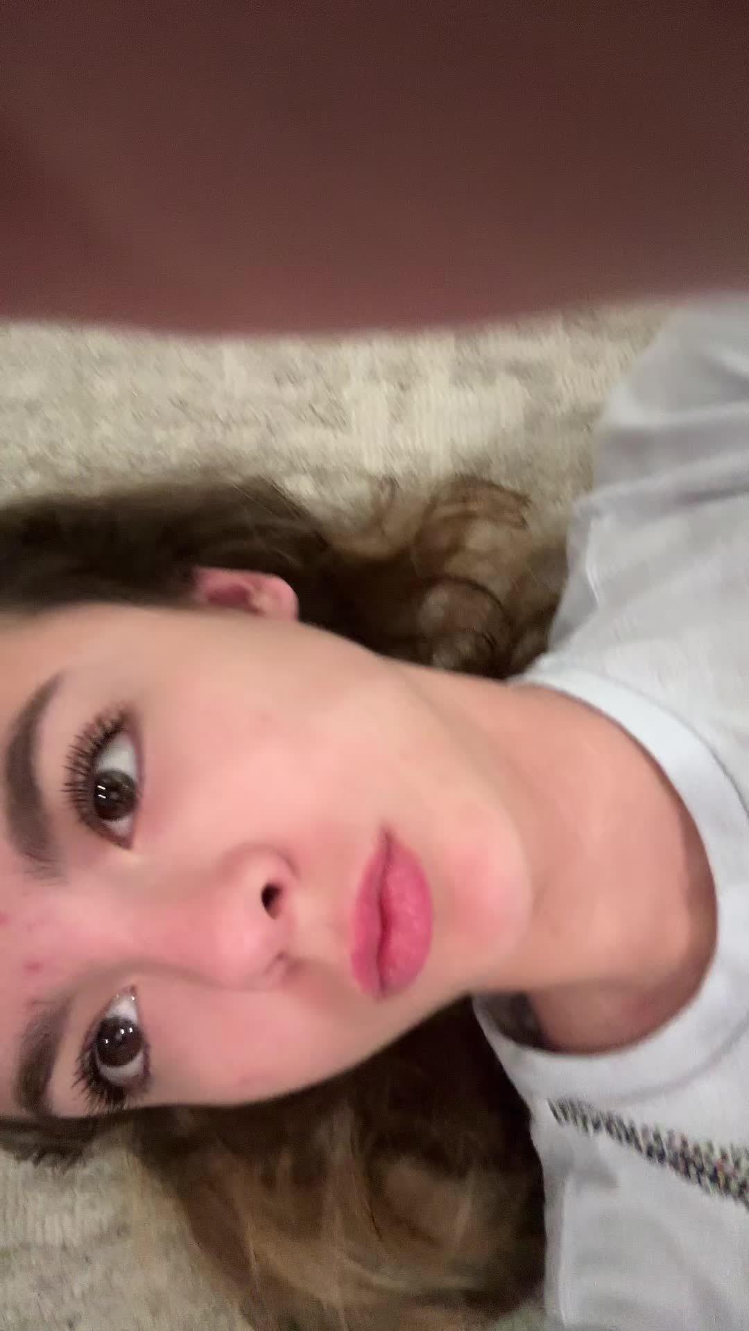 @buttcheeksjiggleee