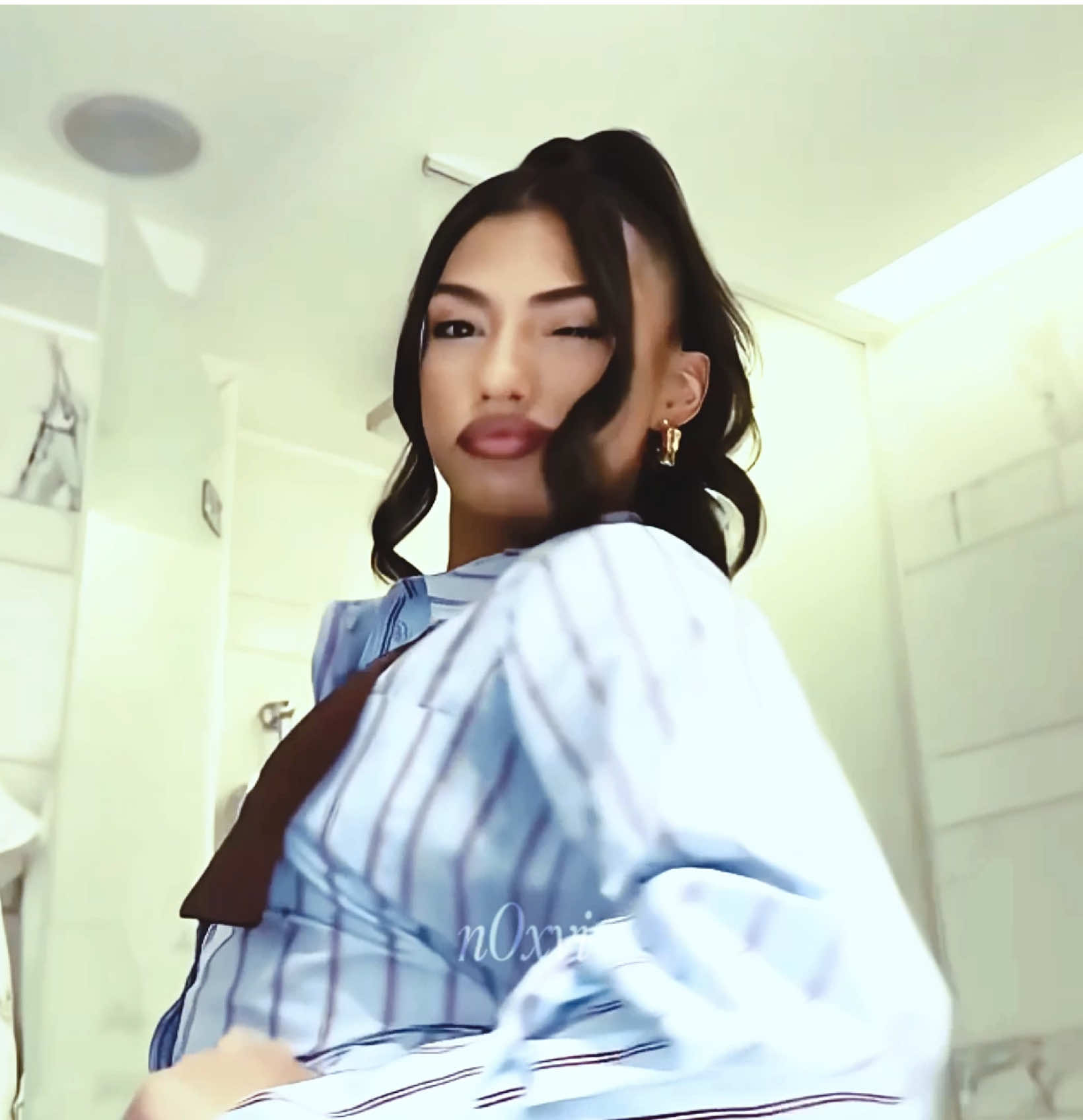 @Ni &Psi;ϟ➶