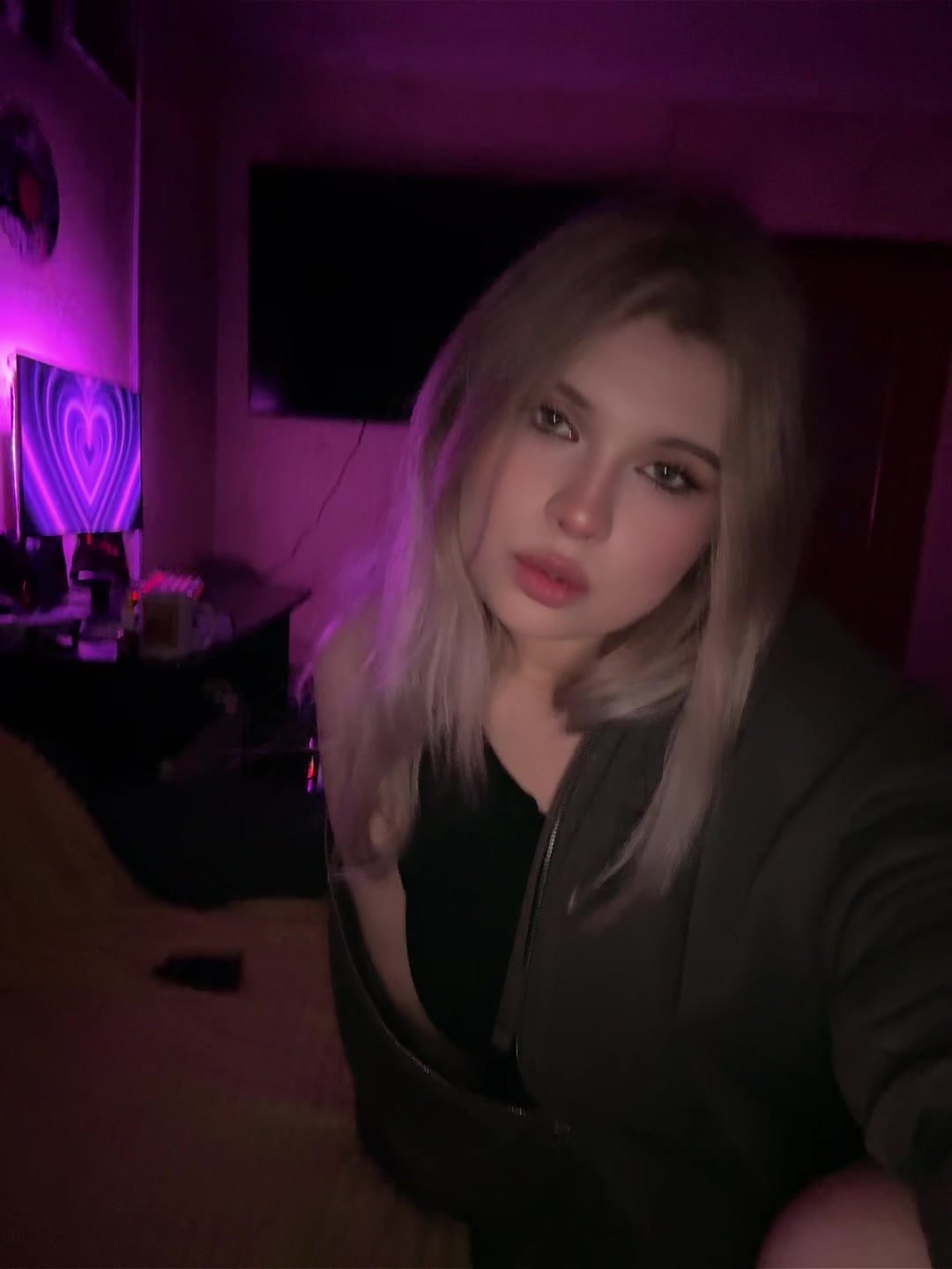 @Awwwsofy
