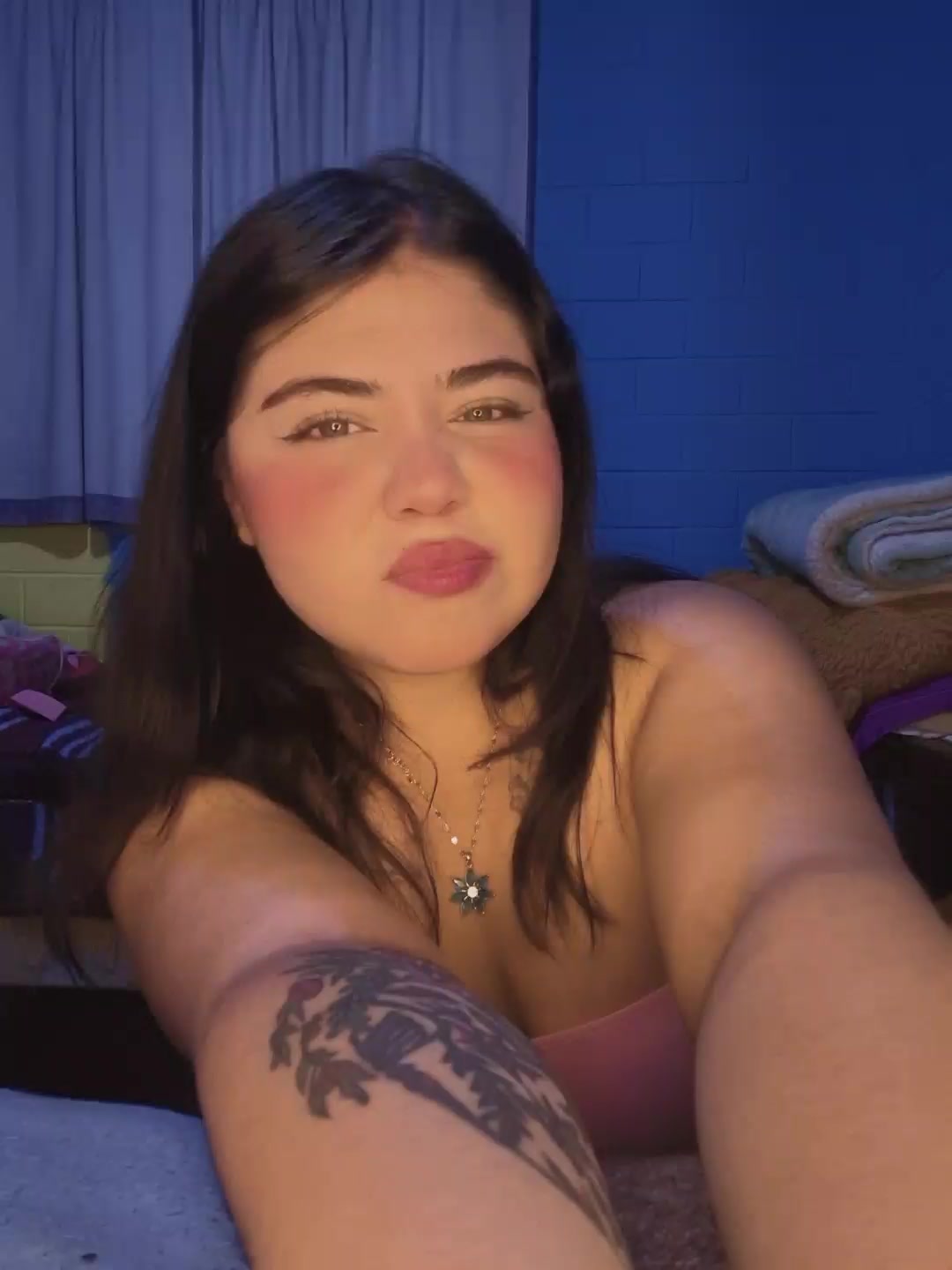 @𝓛𝟗