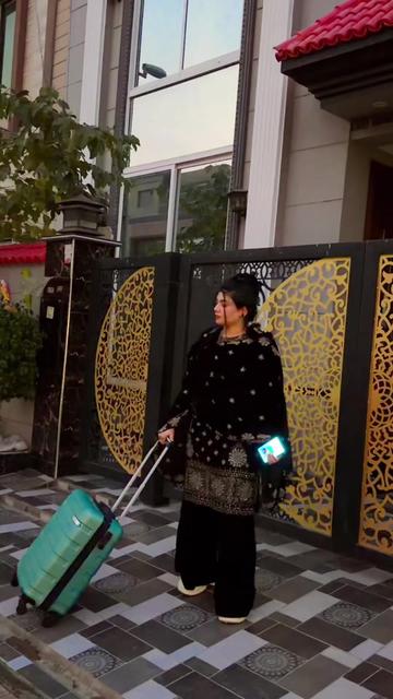 @Farah khan