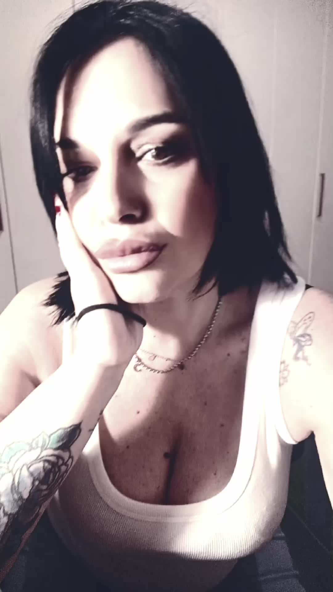 @claudia♥️🍒🍒🍒🐞