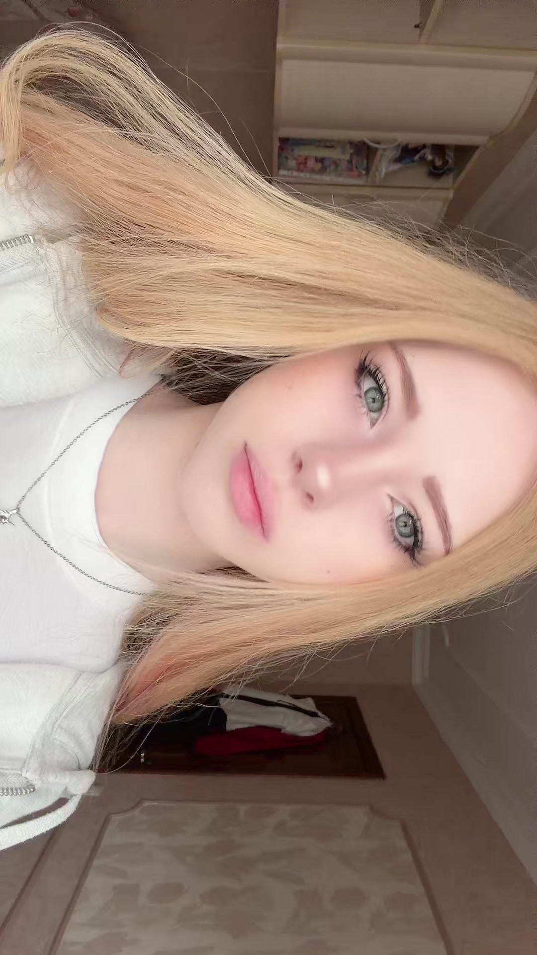 @полюш