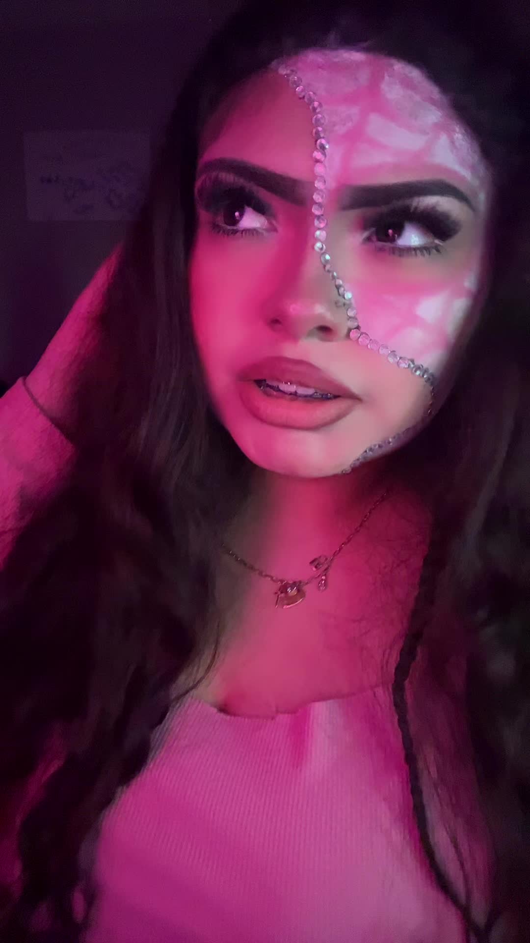 @𝐋𝐈𝐙𝐙𝐘. ꨄ