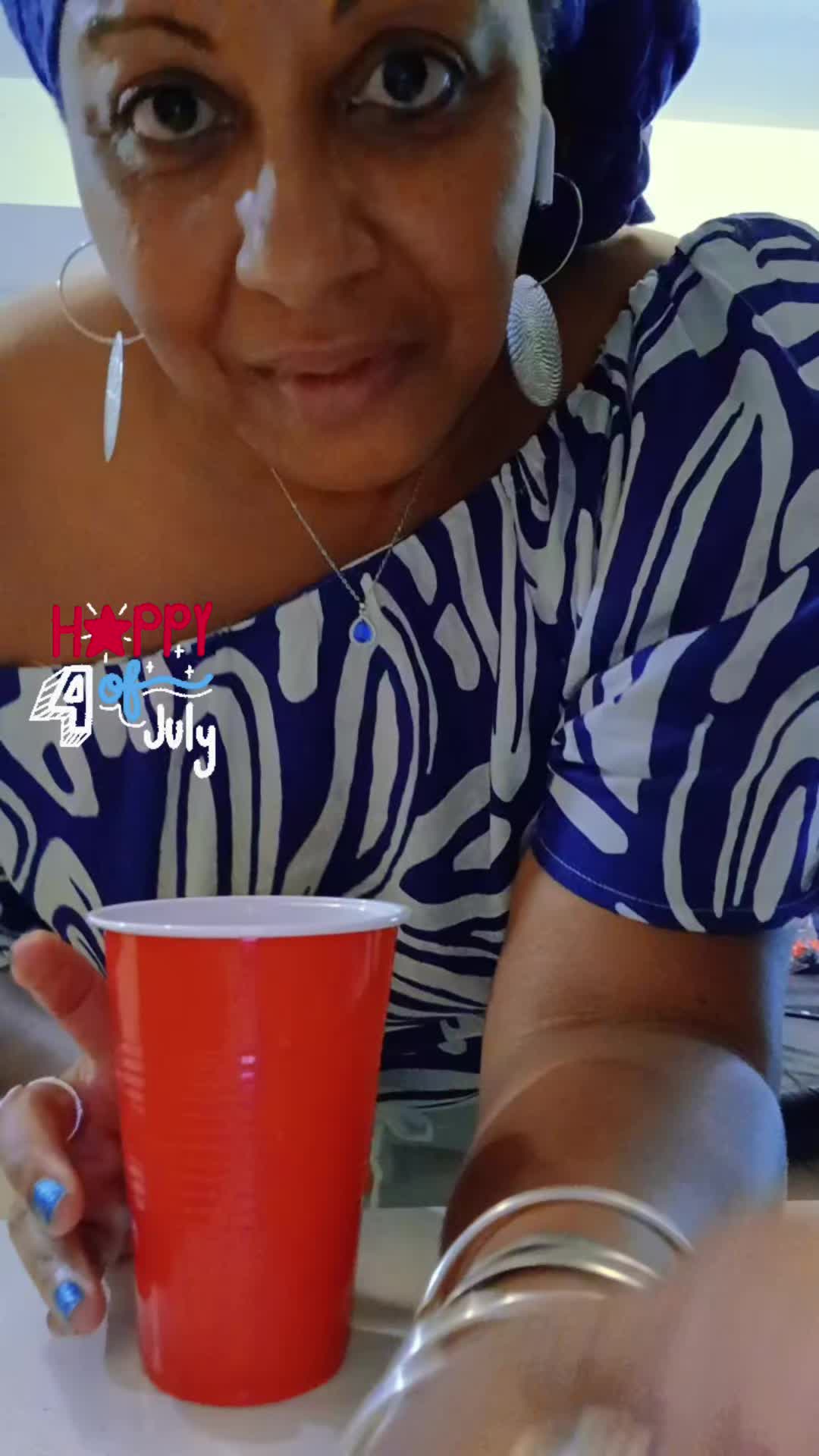 @Islandgurl🇩🇲🇻🇮🇺🇲