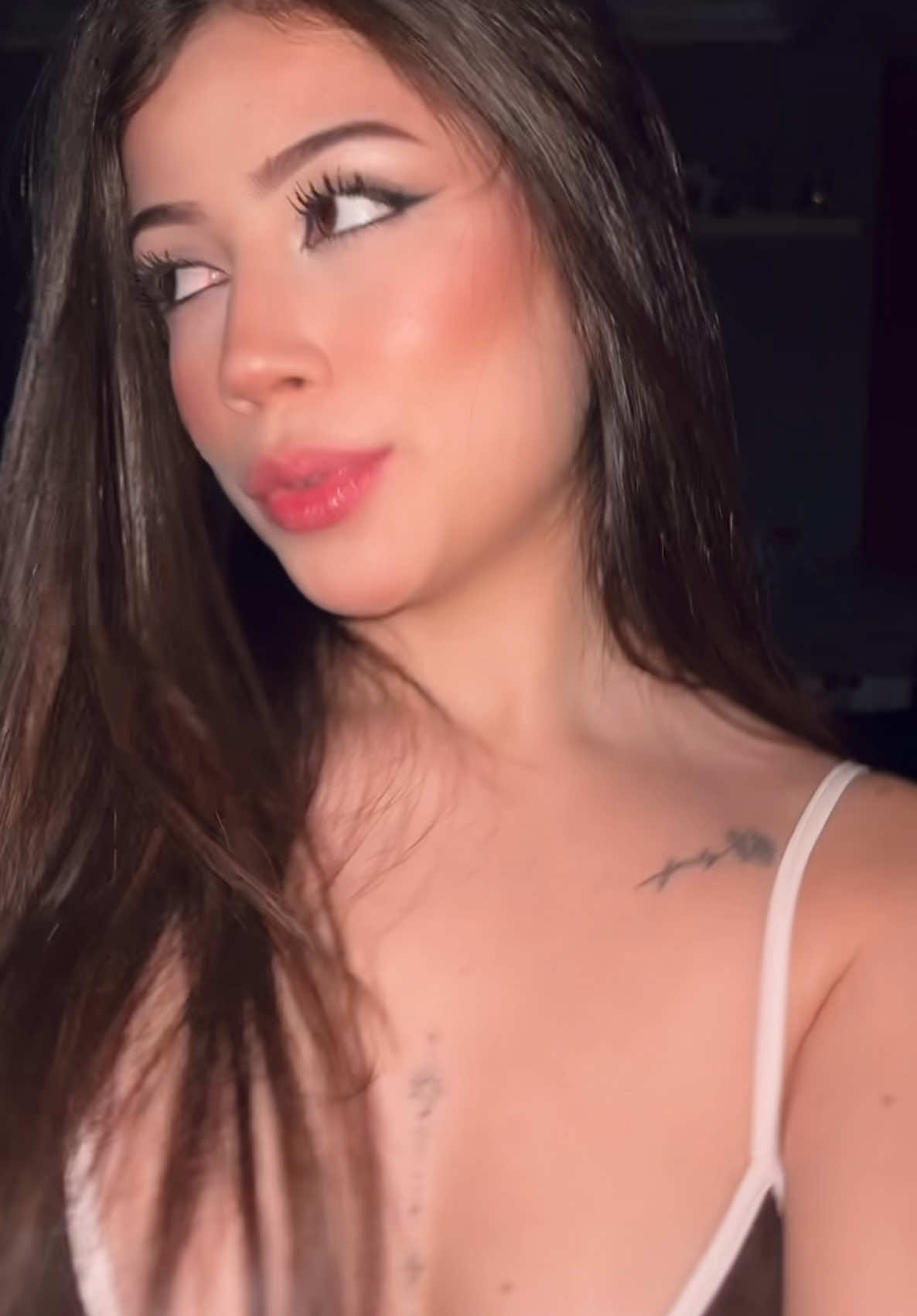 @️
