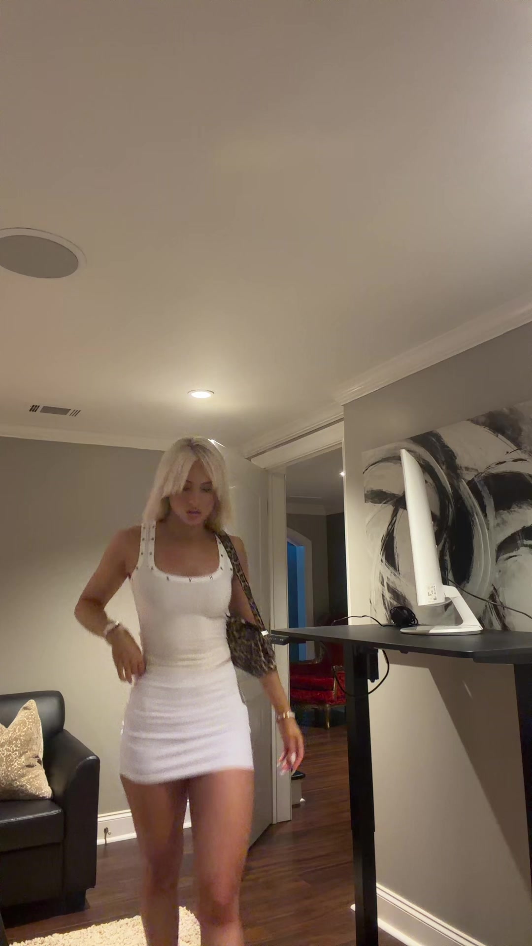 @AVA ISABELLA