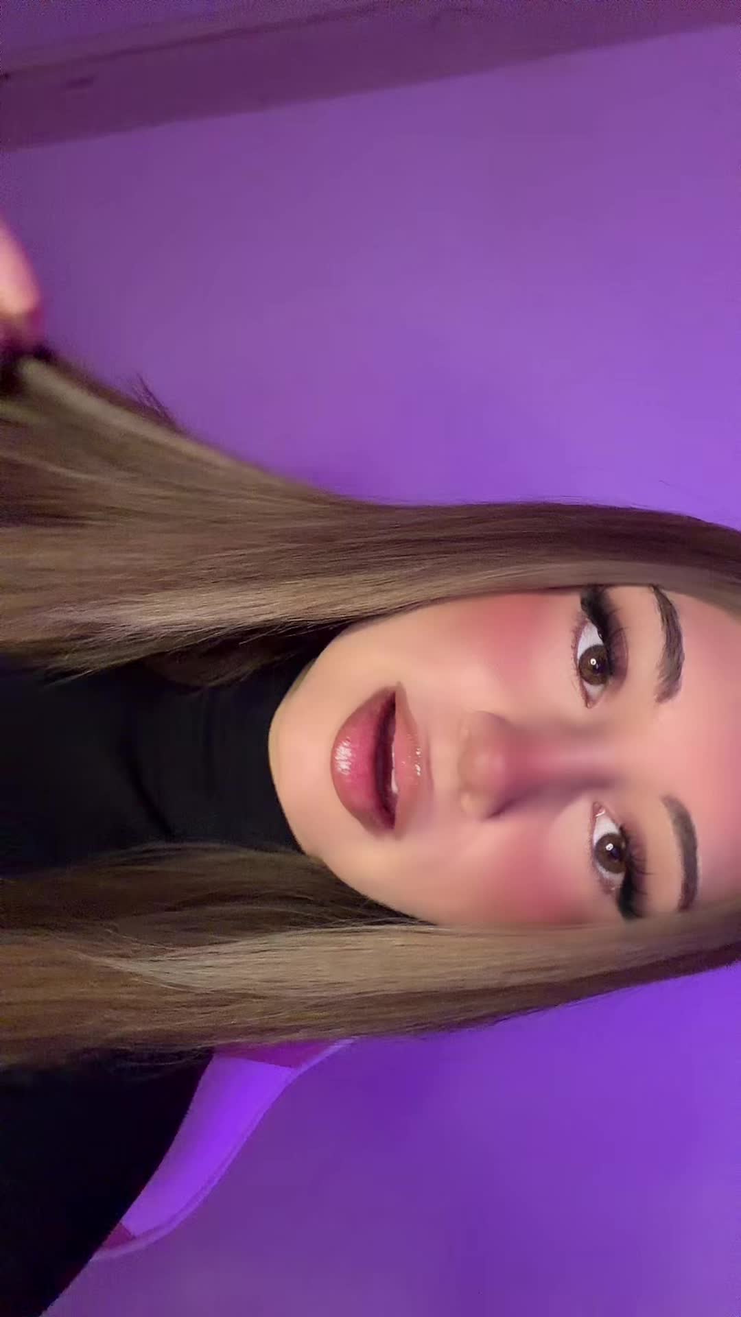 @°˖✧𝐂𝐄𝐋𝐈𝐍𝐀 ✧˖°🪽 ᴷᴰᴴ