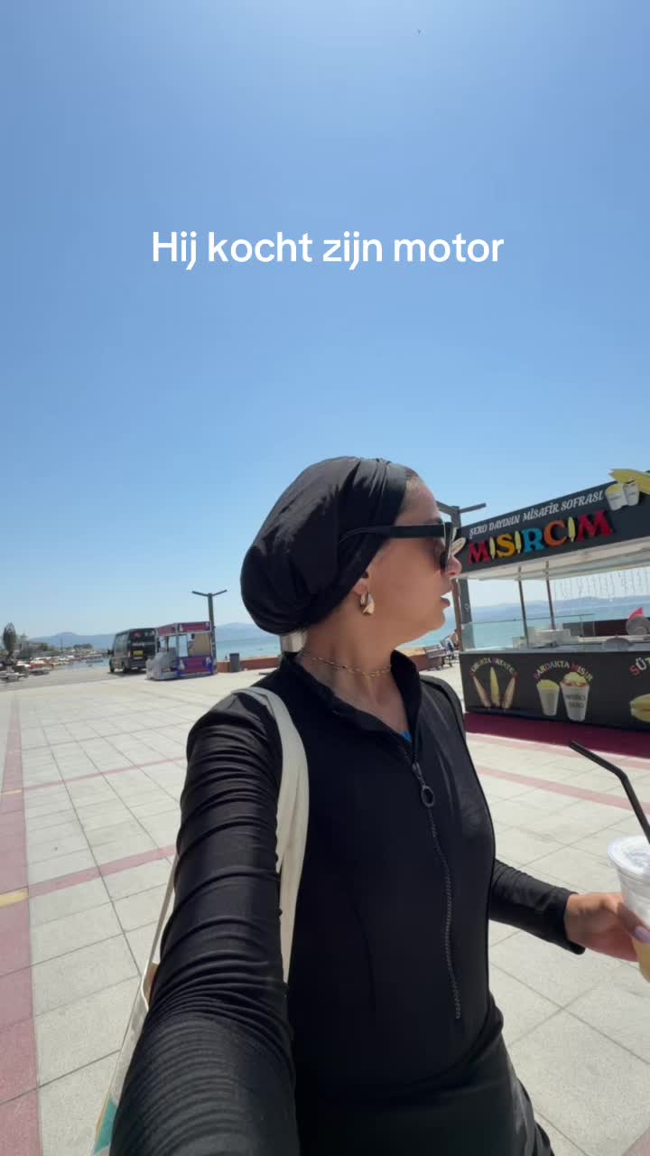 @ceyda