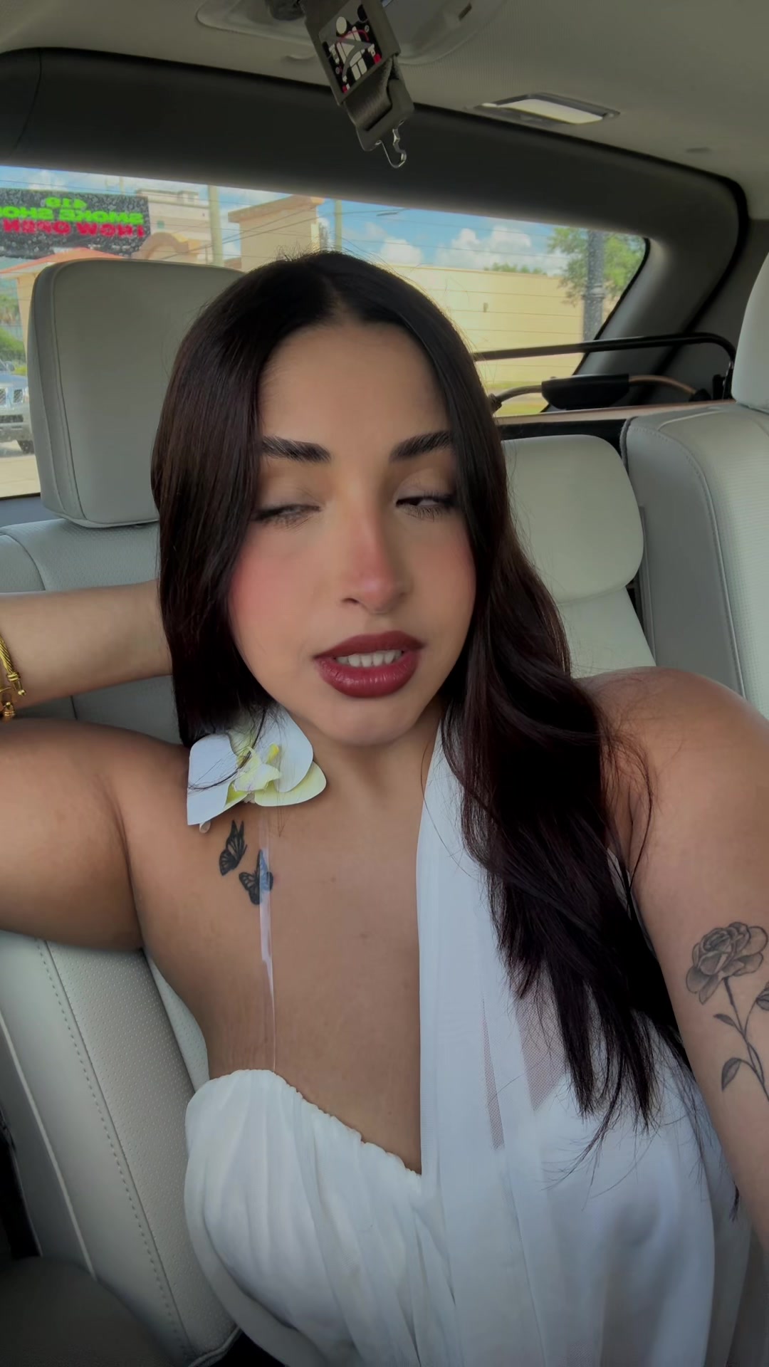 @paola_alana.