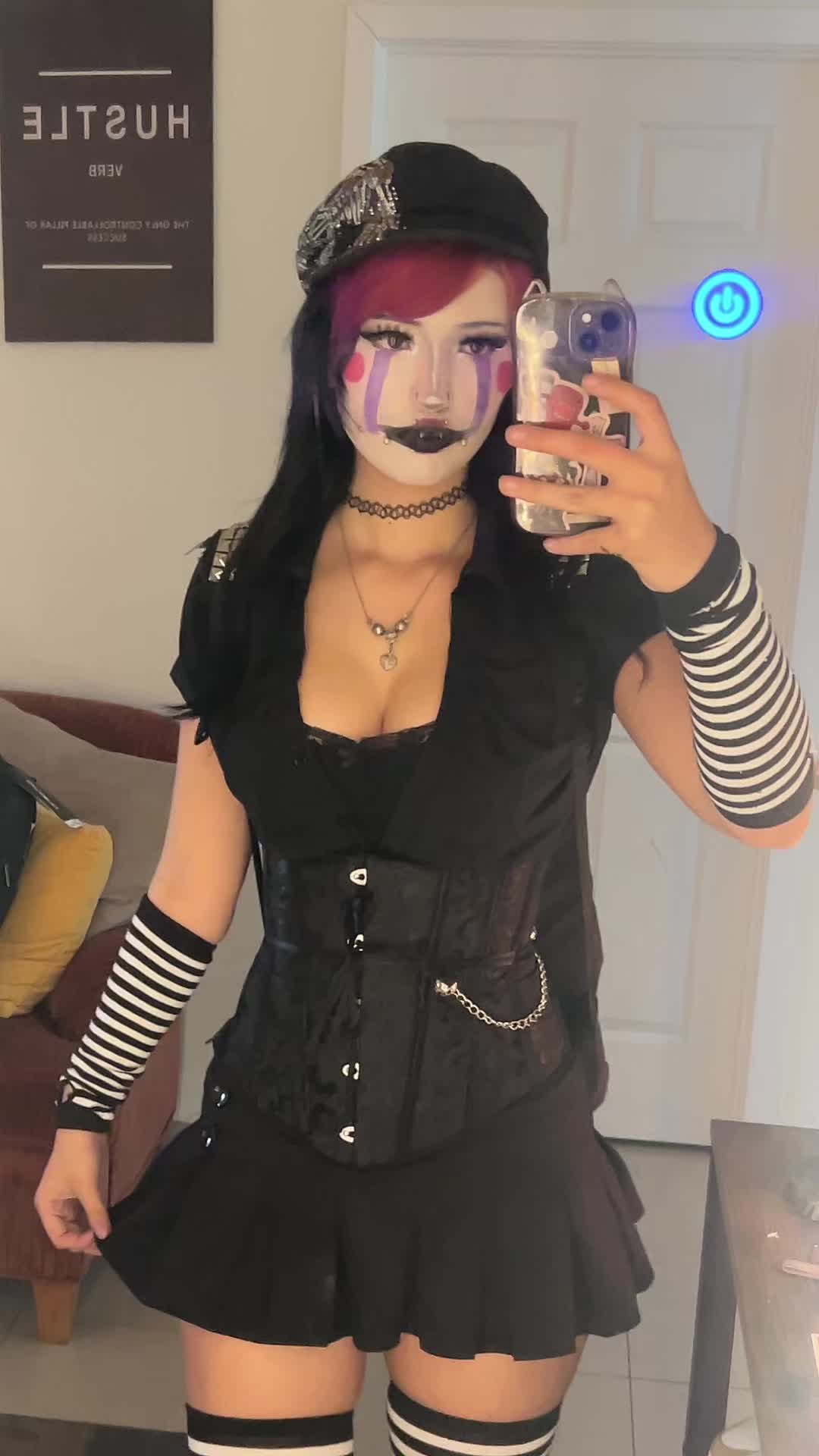 @twinkletoez28