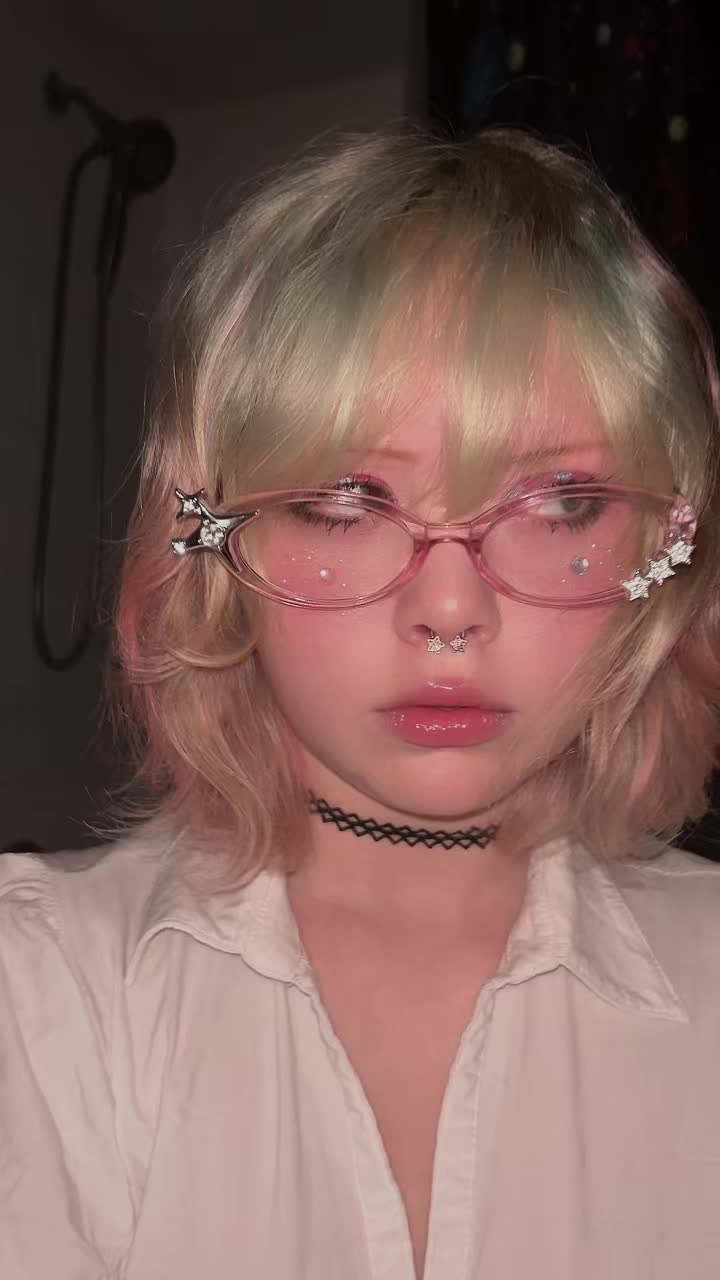 @kaii ₍^. .^₎⟆