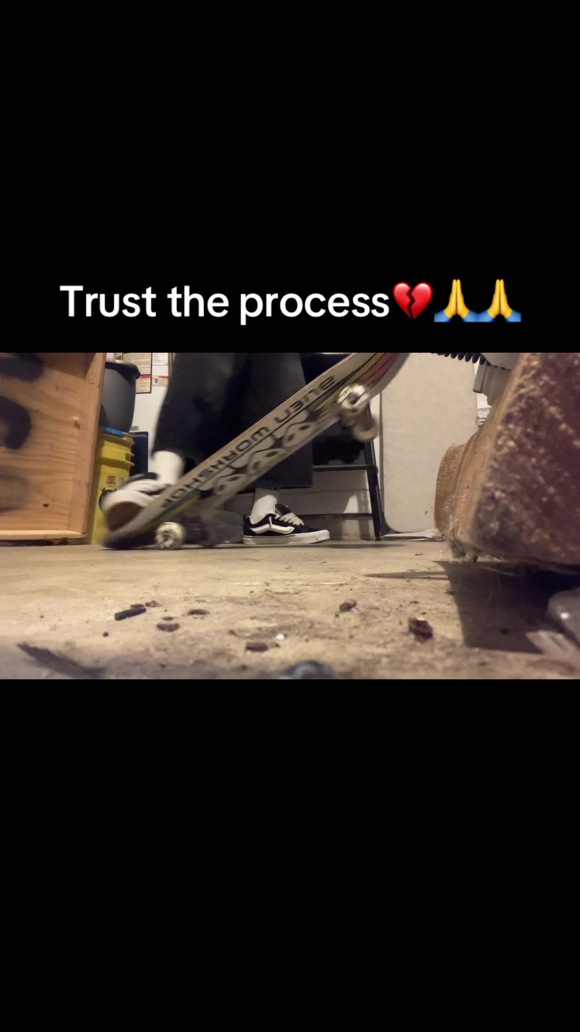 @𝙹𝐚𝚖𝐞𝚜😛