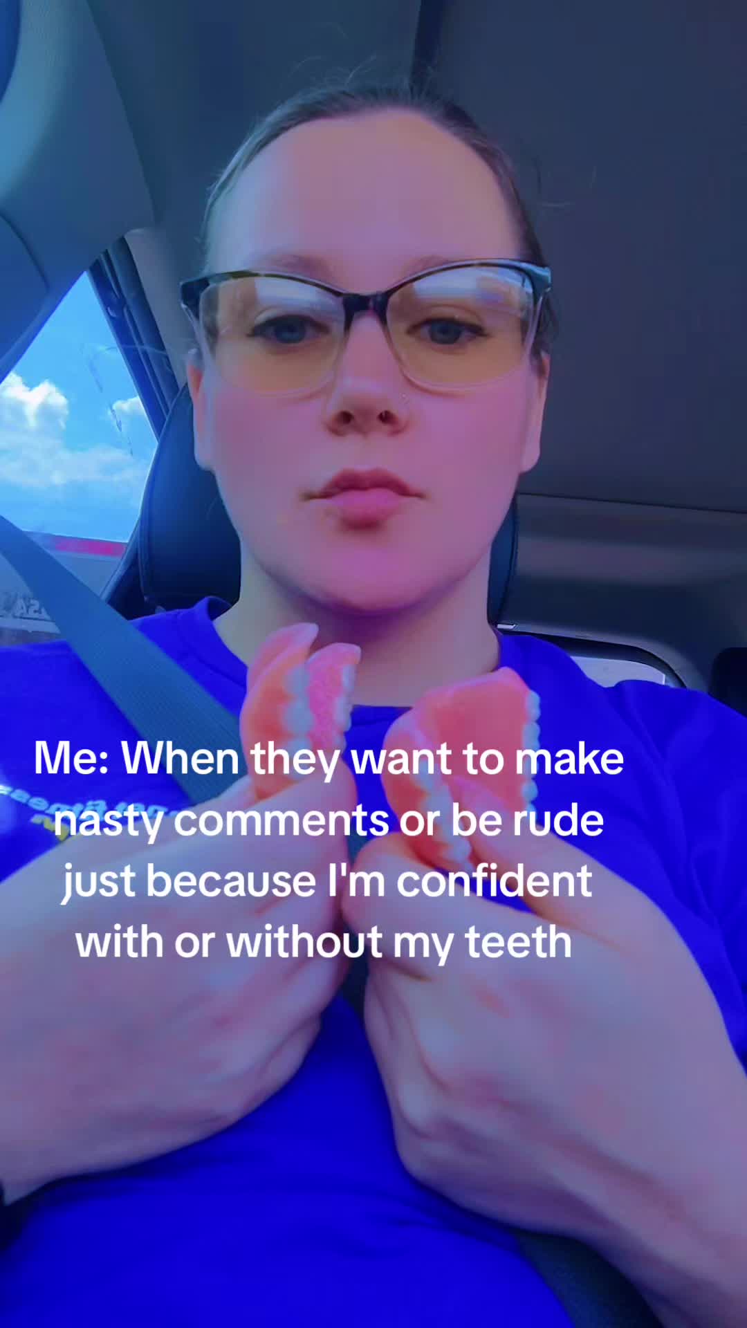 @Twotonsofloves_queen