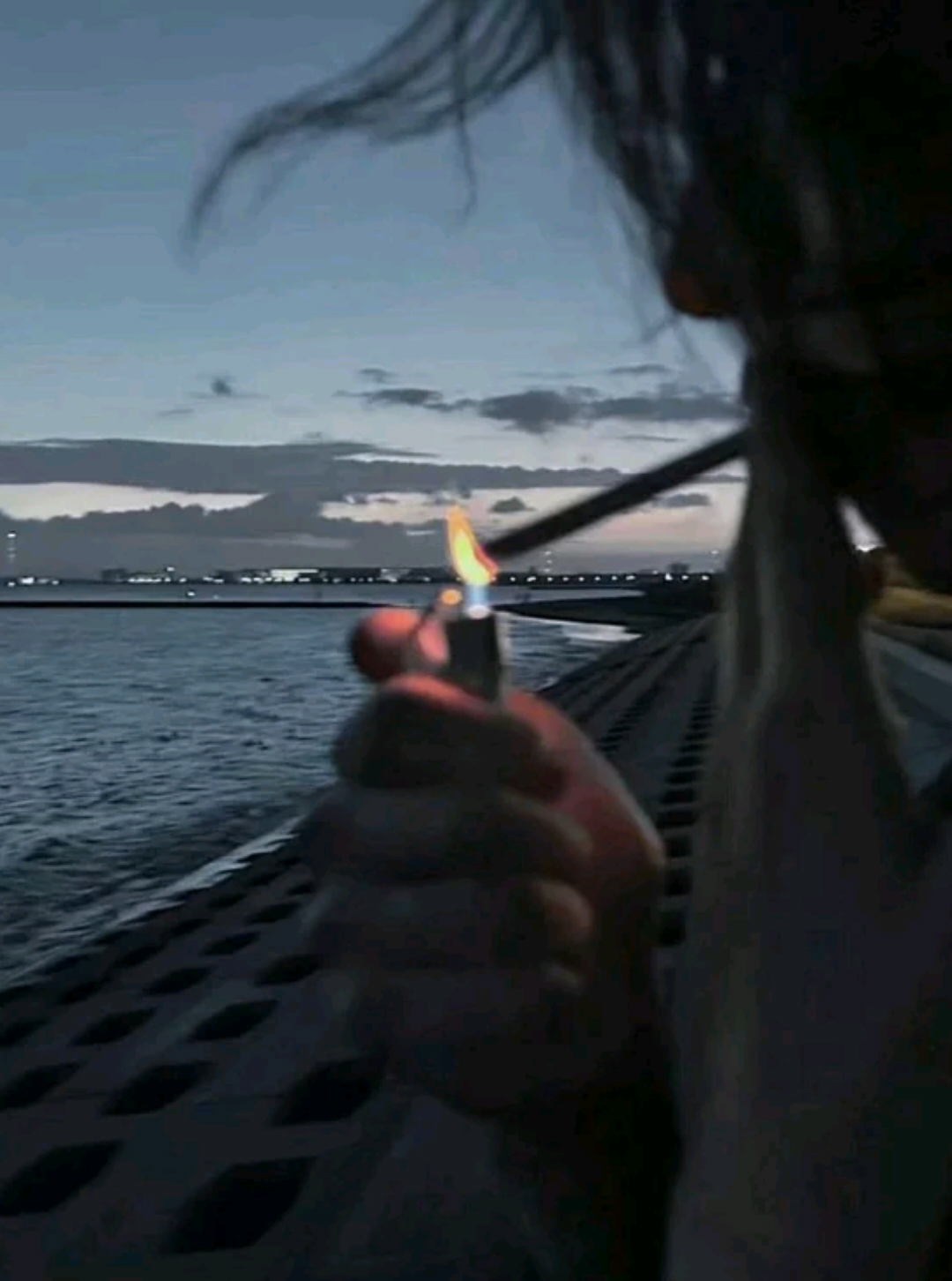 @🎧