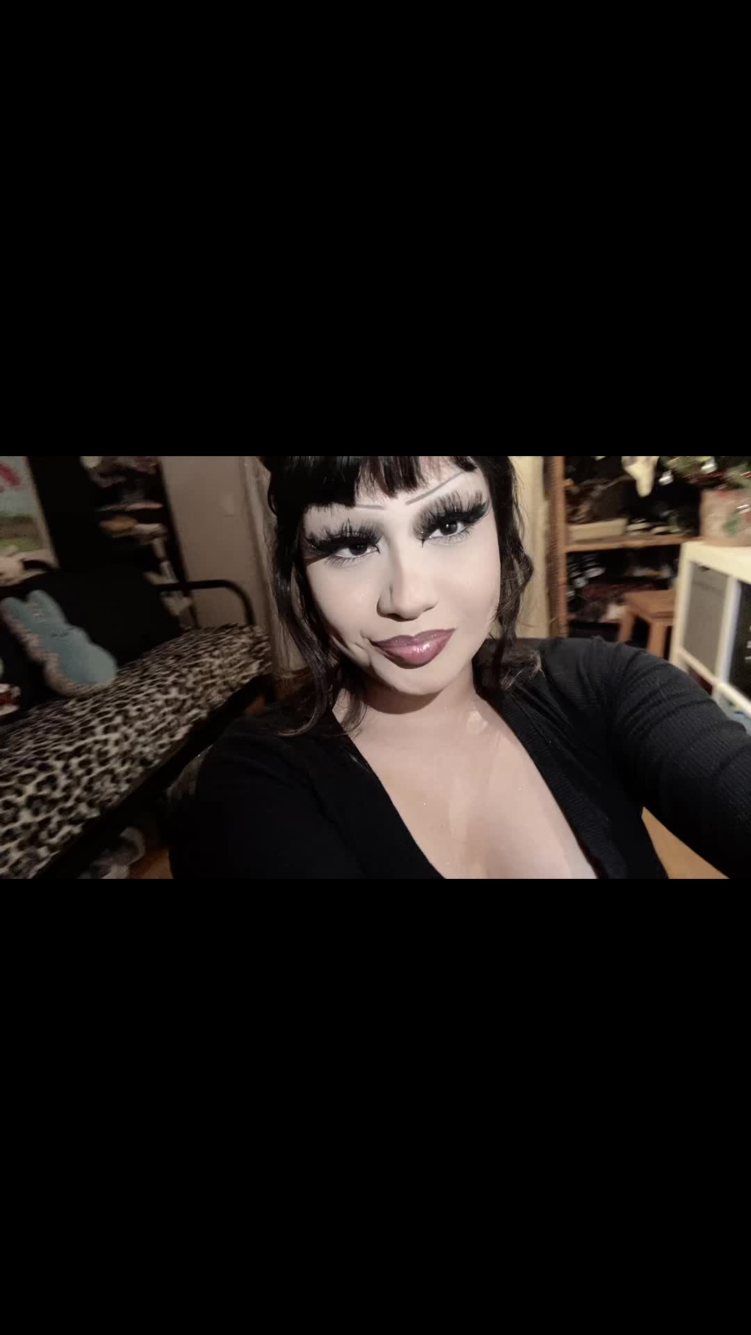 @Luvdazaza