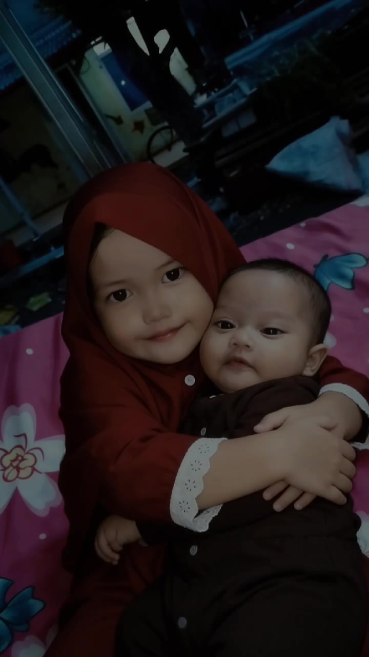 @Dede🍼🦖