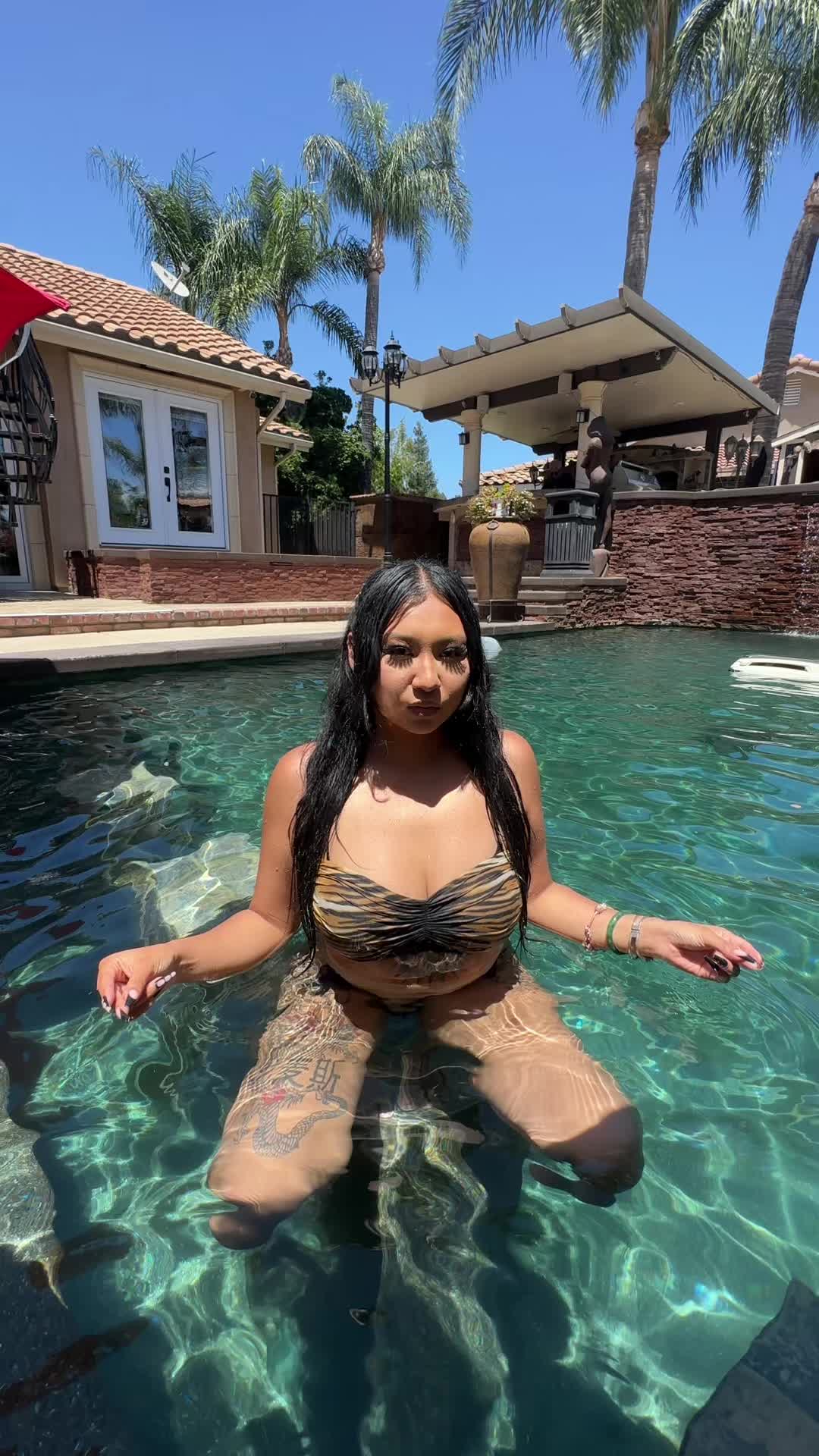 @kat 🖤