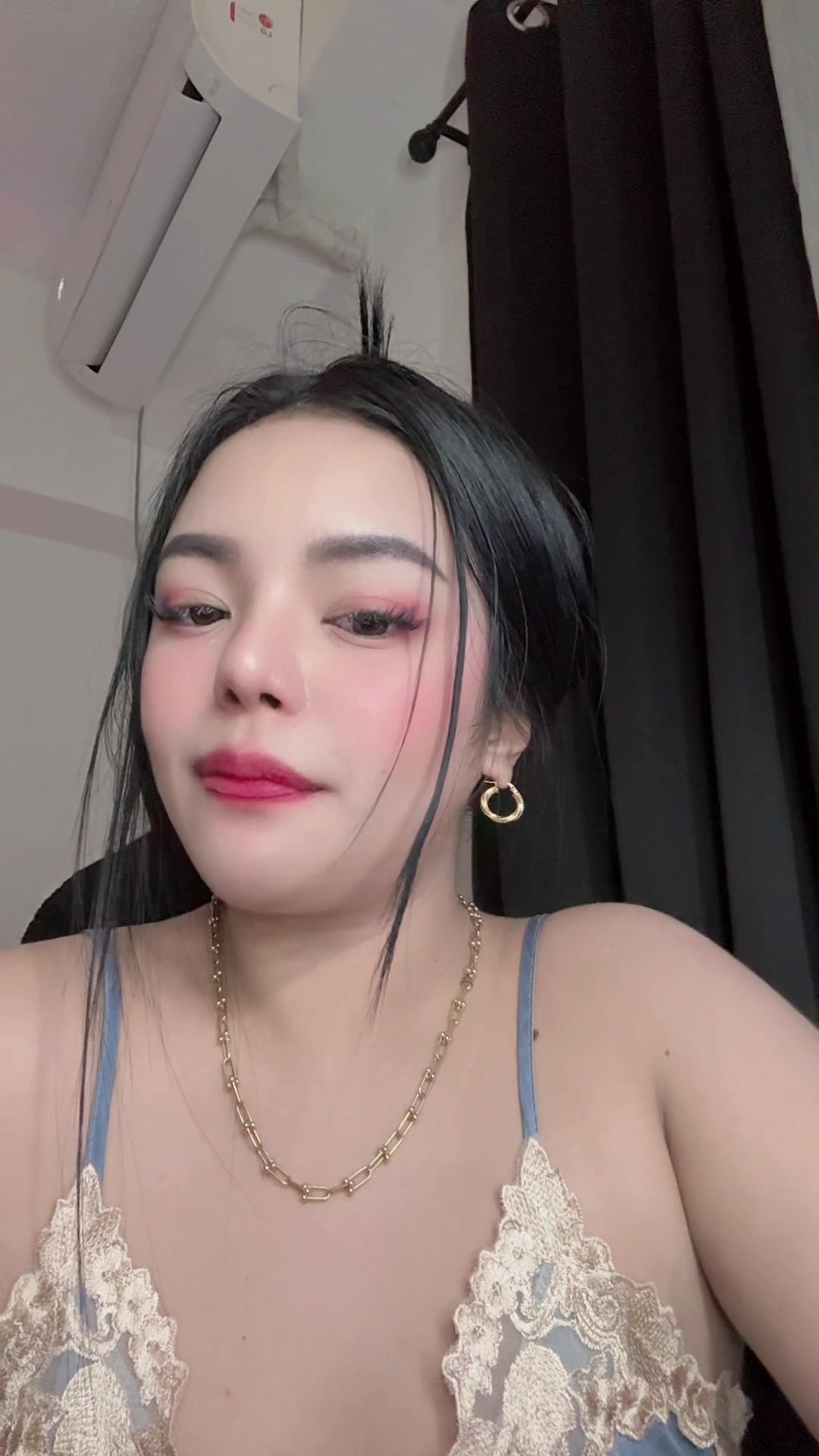 @Ms.Y 💋