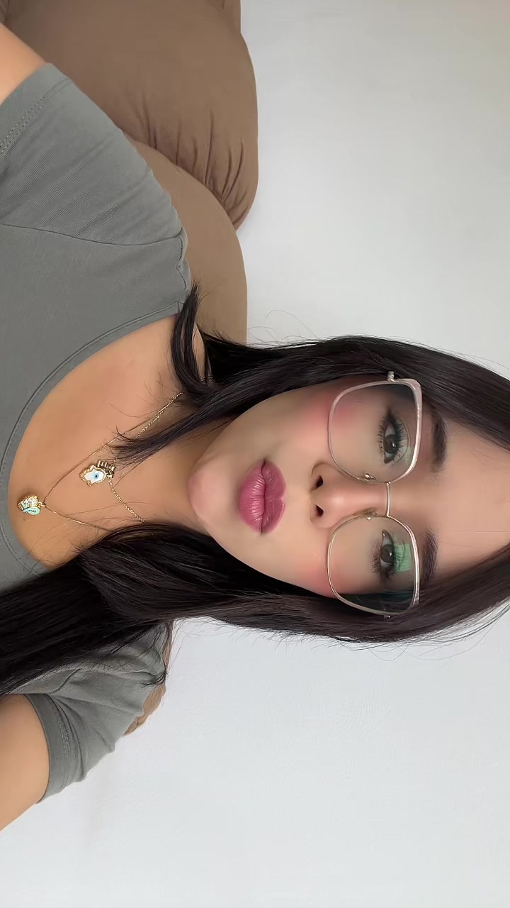 @Bella<3