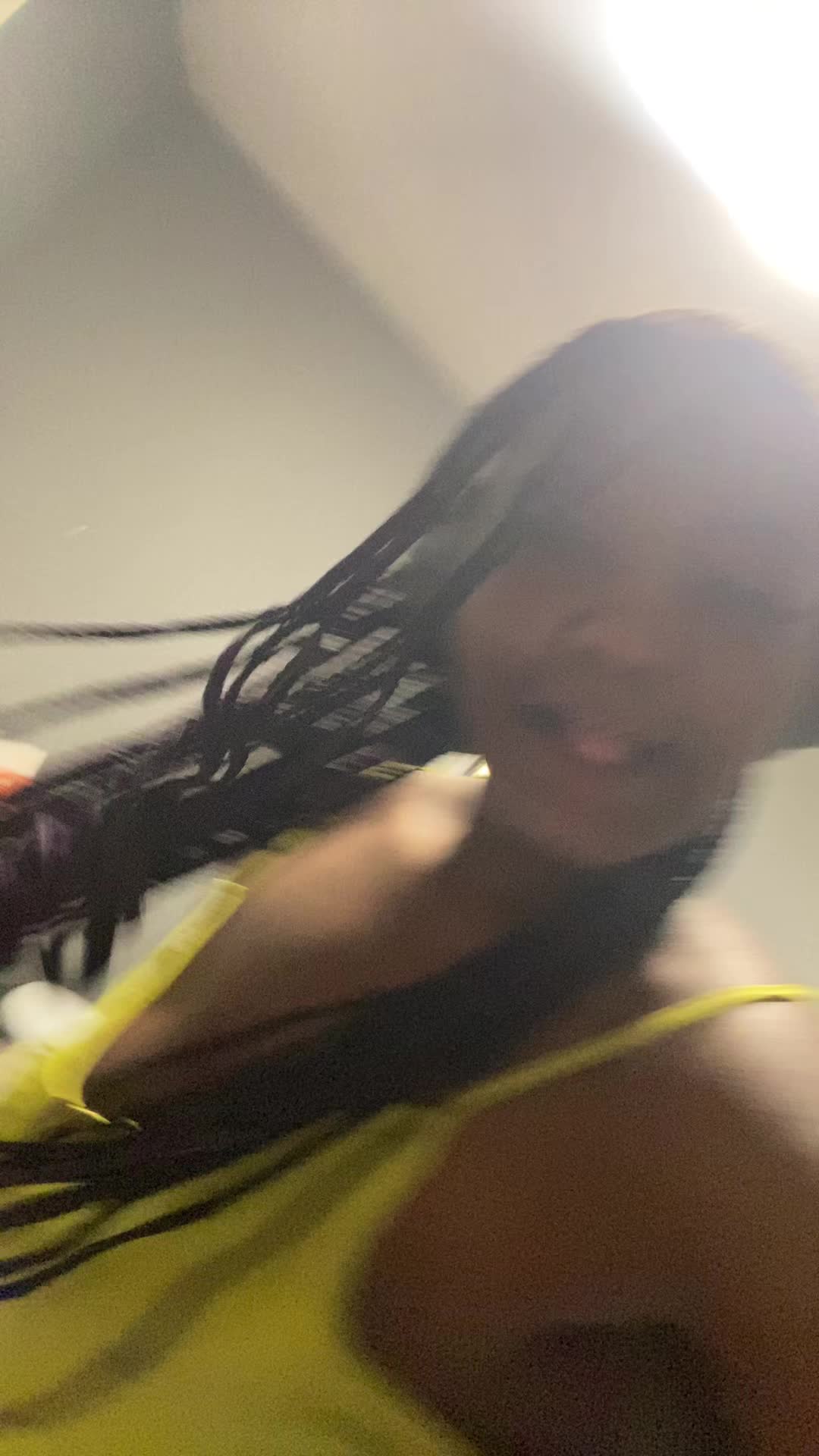 @liyah👩🏽&zwj;❤️&zwj;💋&zwj;👩🏾