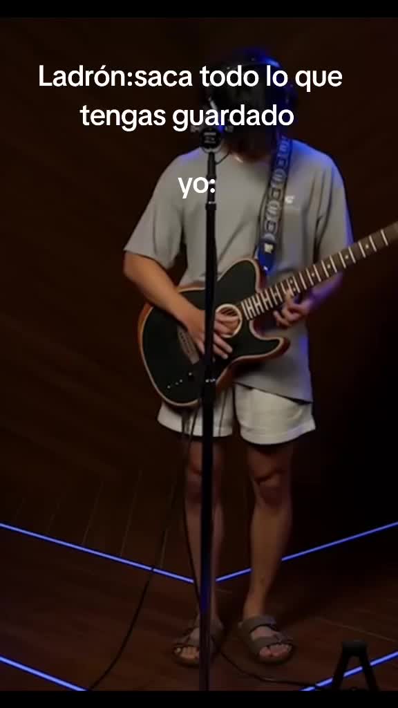 @Alex.v