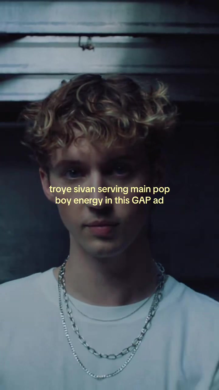 @Troye Fan Page